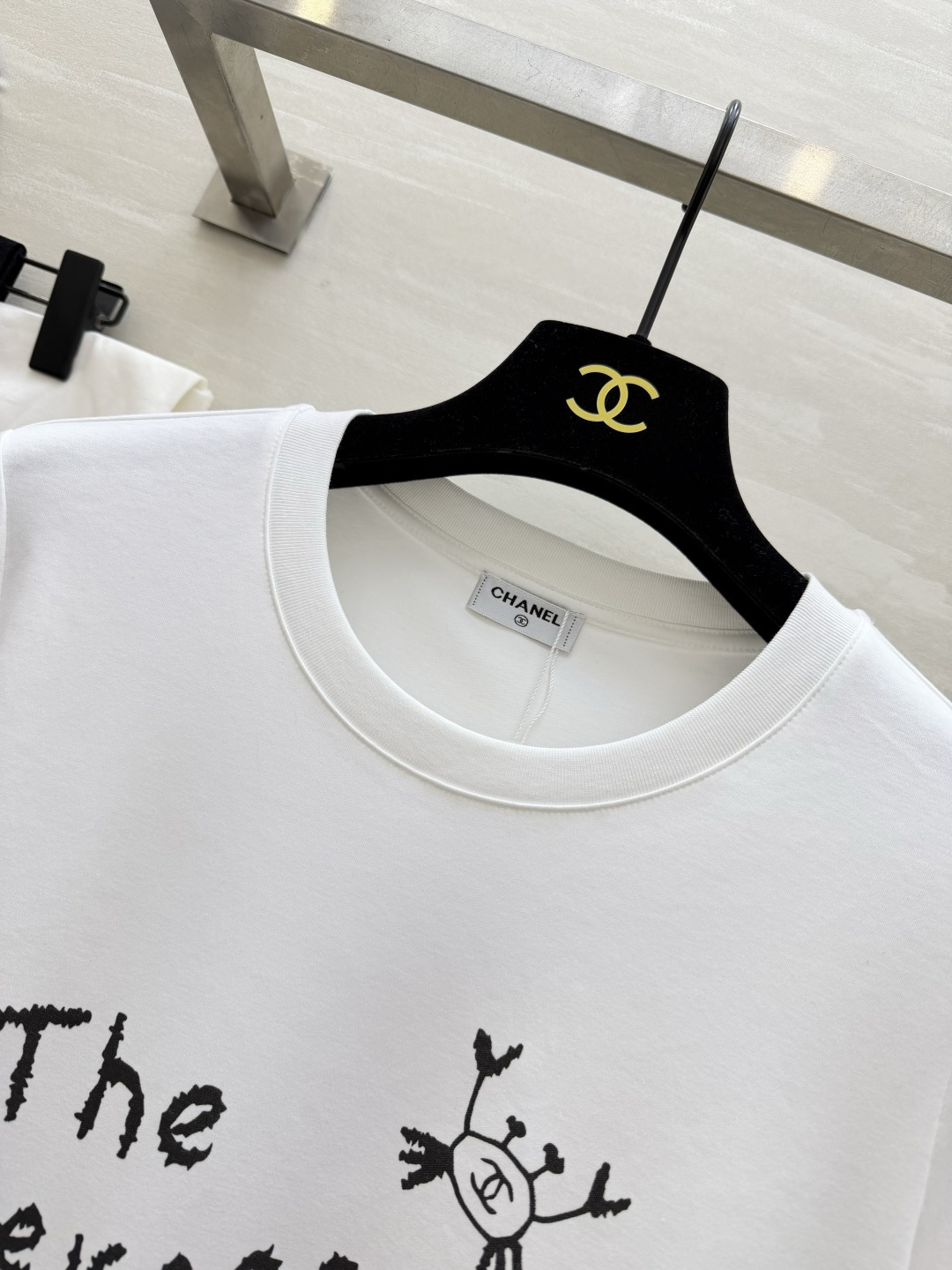 ✨Chane♡²⁶春夏新款 字母T恤｜把艺术感穿在身上✨「The sevenseas friends」字