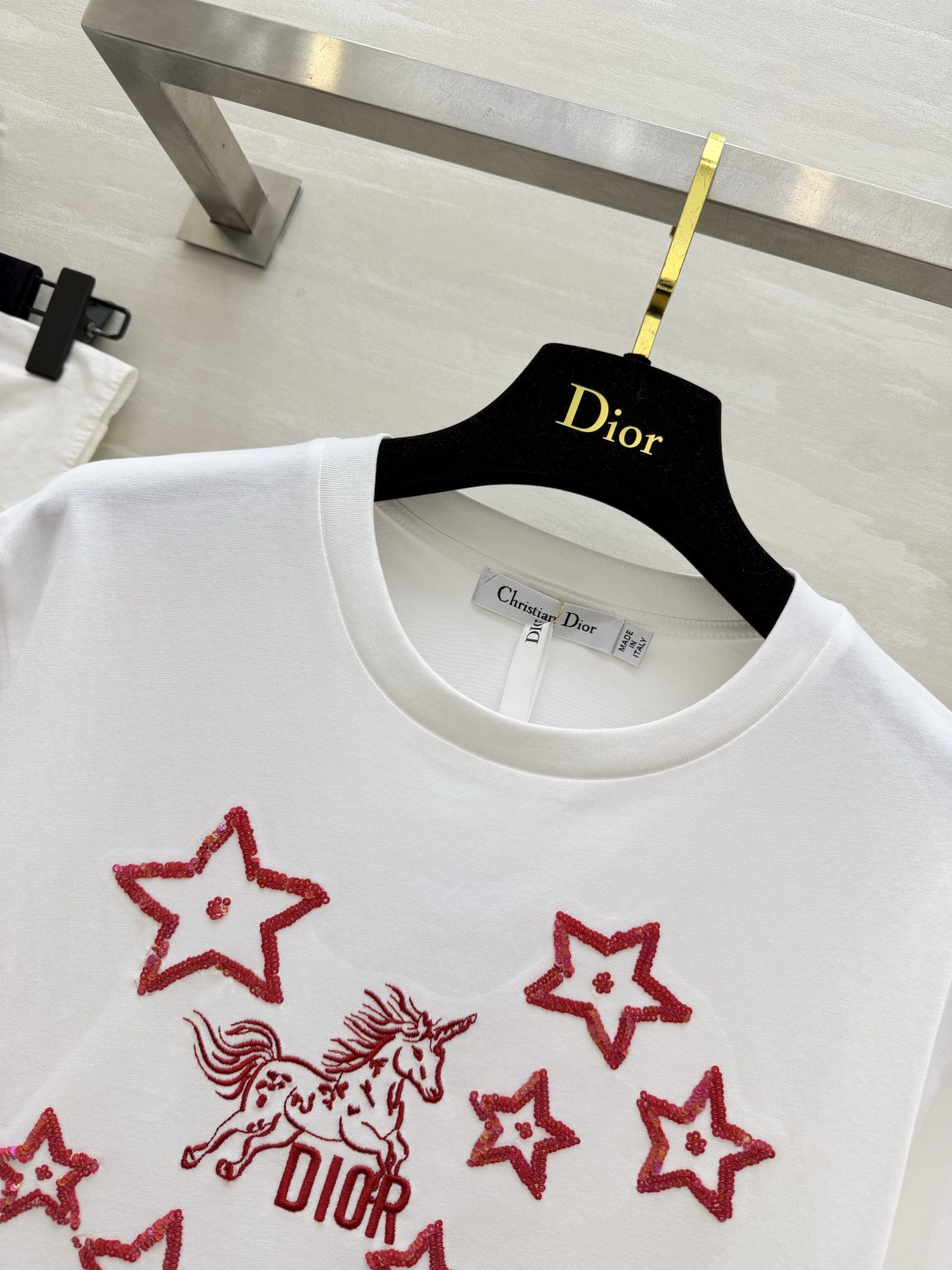 #DIO♡²⁶春夏新款 独角兽🦄️刺绣🪡重工星星💫珠片钉珠短袖T恤 高品质定制 现货首发size：S/M