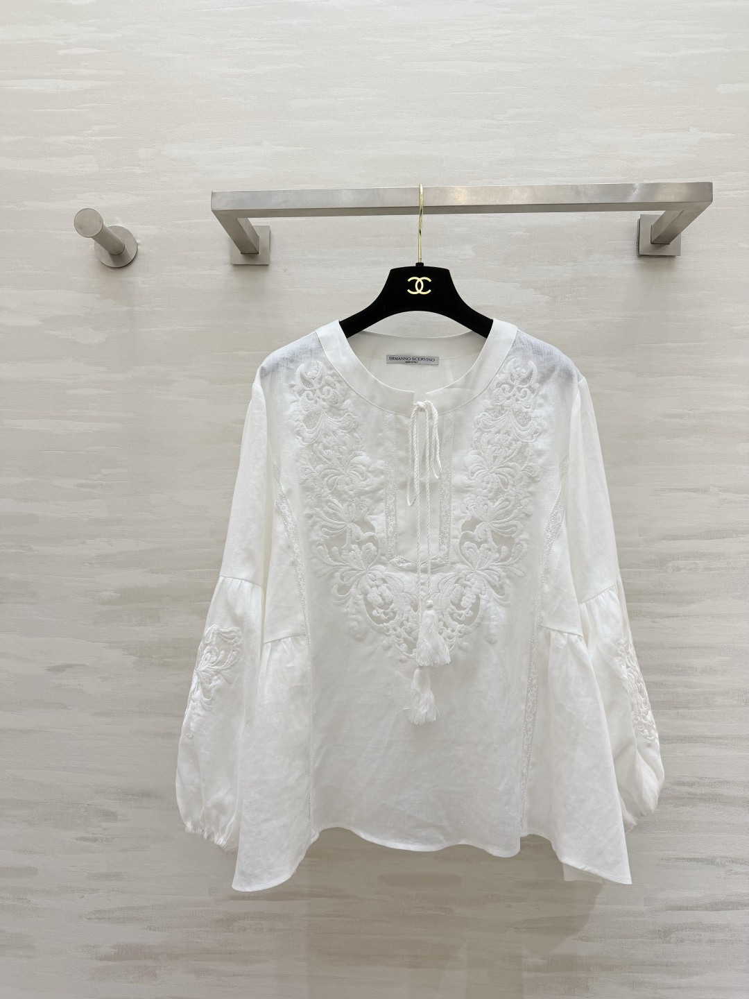 #ERMANNO SCERVIN♡²⁶春夏度假系列 法式衬衣 春夏还是偏爱这种亚麻衬衫 麻料的质感无法拒