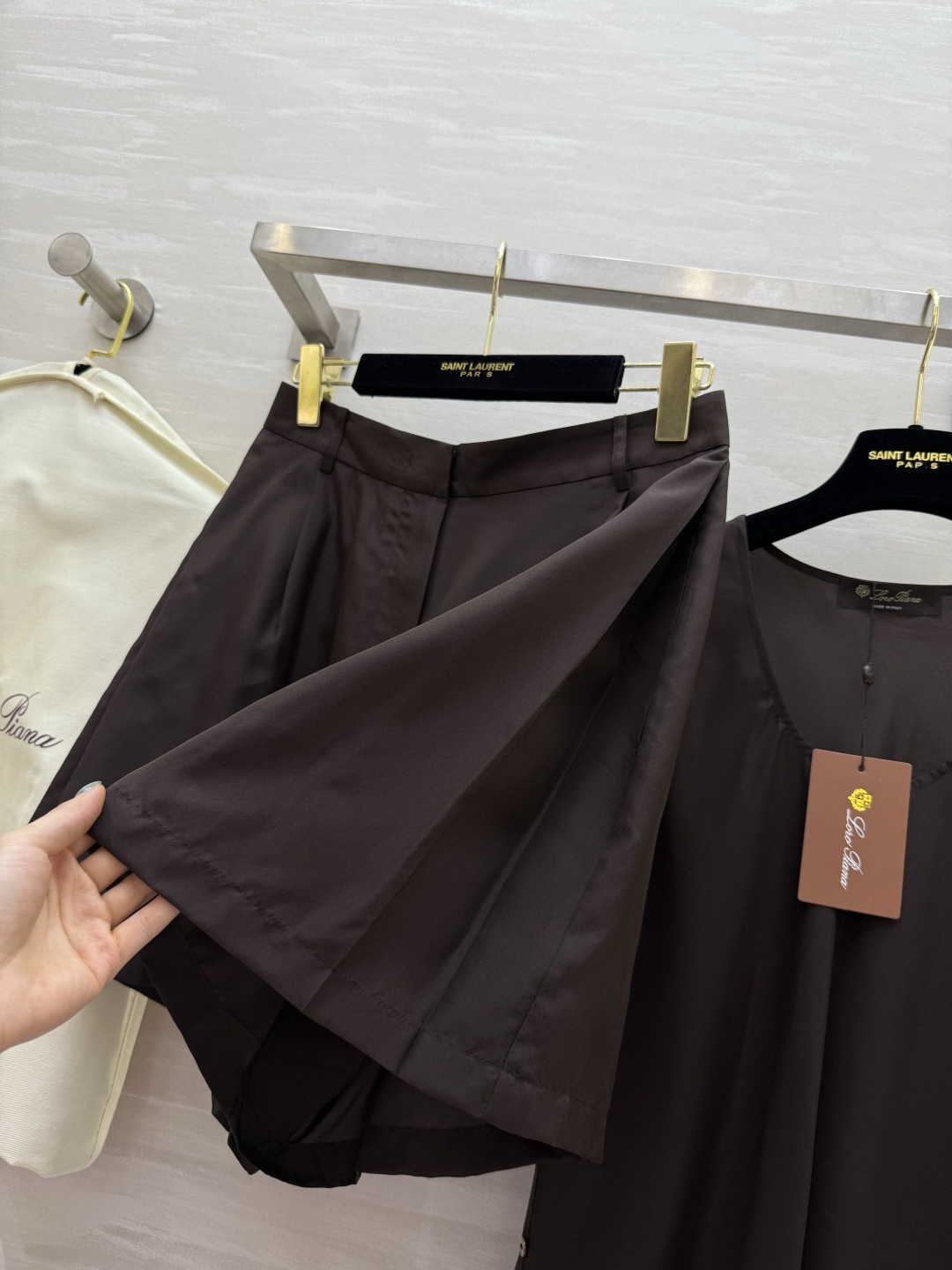 #LoroPian♡²⁶春夏新款 重磅真丝套装 高品质定制 现货首发size：S/M/L（M码胸围：92