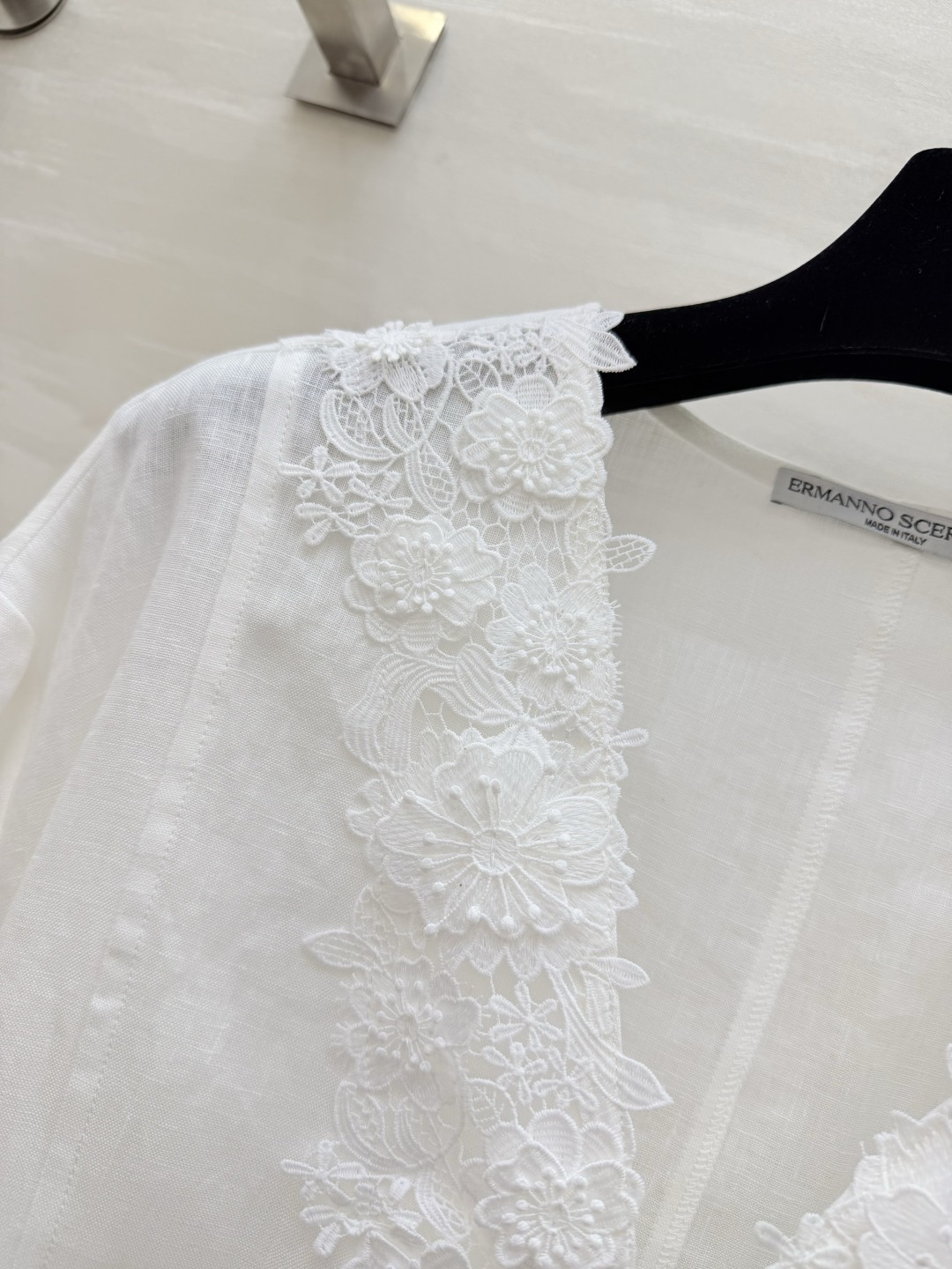 #ERMANNO SCERVINO²⁶春夏新款 亚麻水溶蕾丝衬衣 采用100%亚麻 透气舒适 超适合春夏