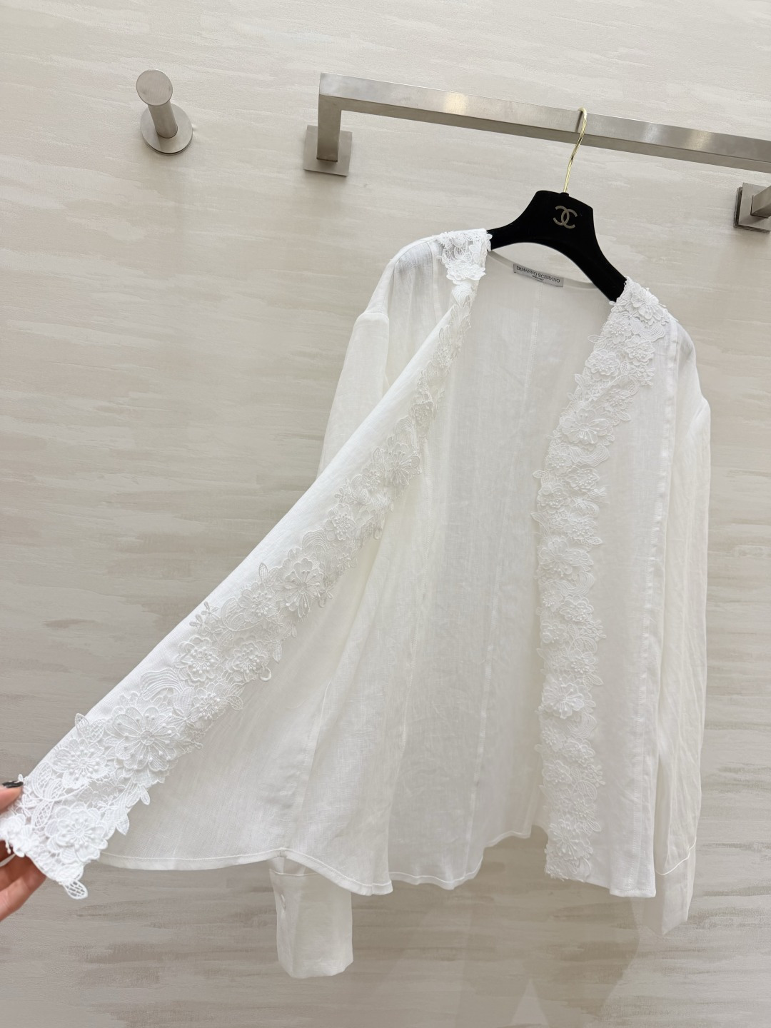 #ERMANNO SCERVINO²⁶春夏新款 亚麻水溶蕾丝衬衣 采用100%亚麻 透气舒适 超适合春夏