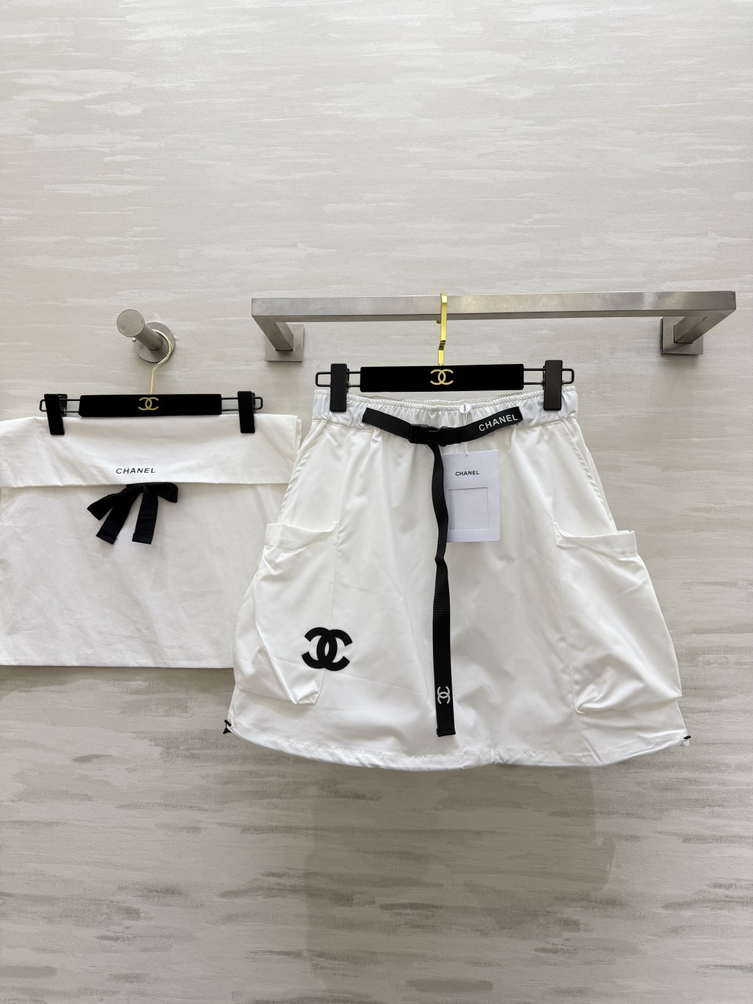 #Chane♡中古系列 双口袋小半裙 裙身下摆可抽绳设计 弹力收腰显瘦 高品质 现货首发size：36/