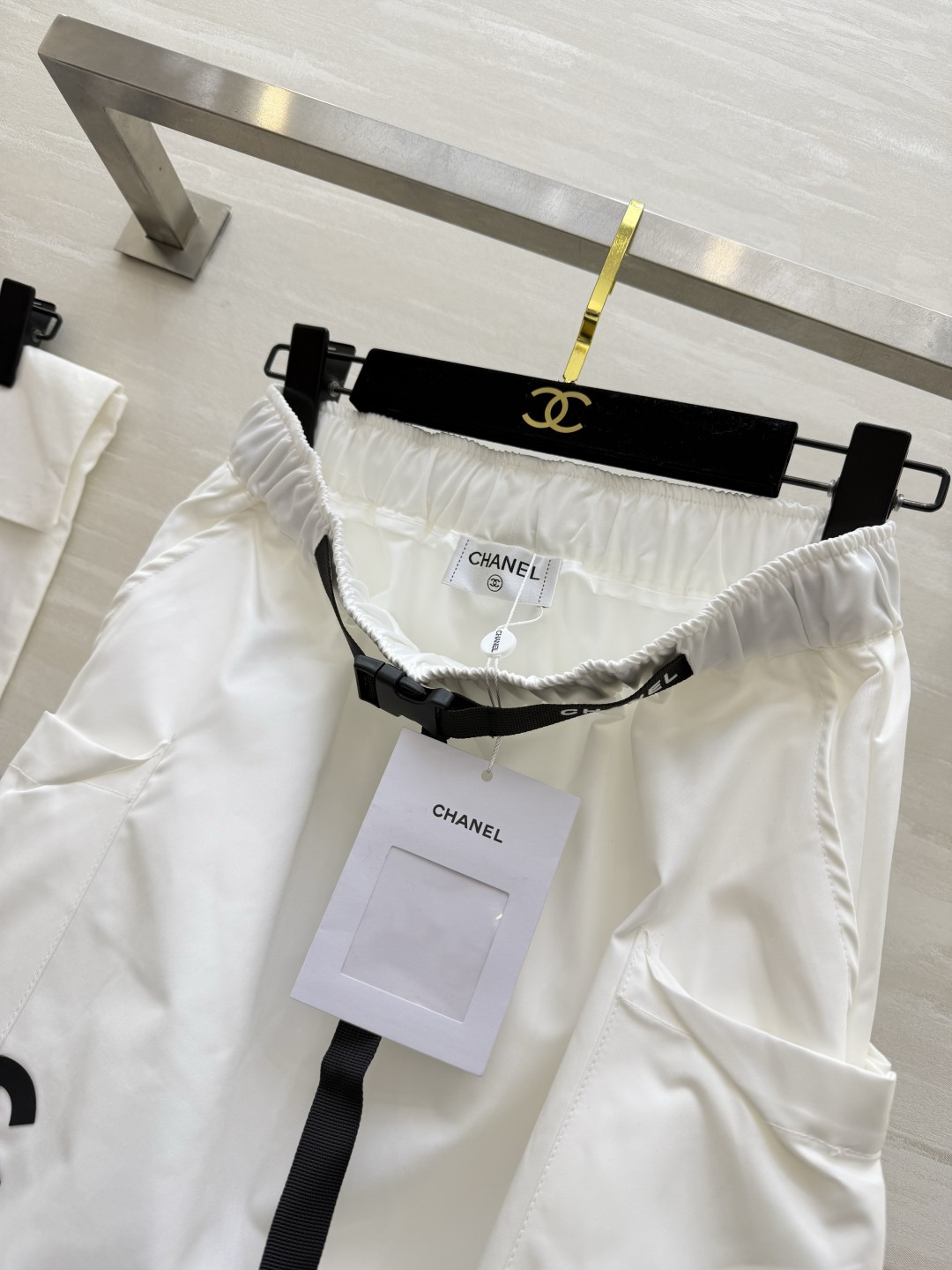 #Chane♡中古系列 双口袋小半裙 裙身下摆可抽绳设计 弹力收腰显瘦 高品质 现货首发size：36/