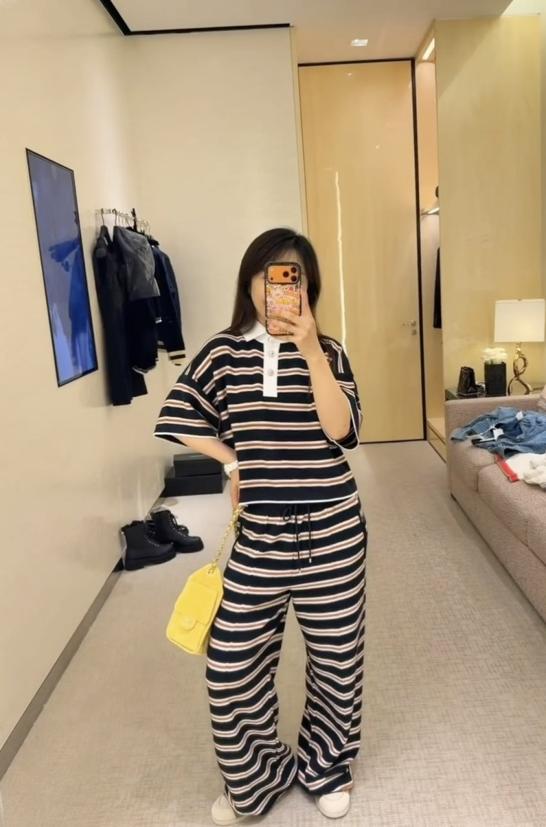 NO:804971,,,19860909,,,Women's clothing