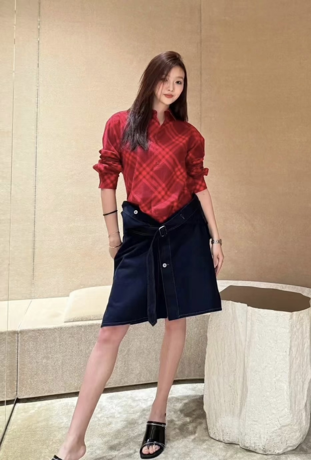 NO:804956,,,19860909,,,Women's clothing