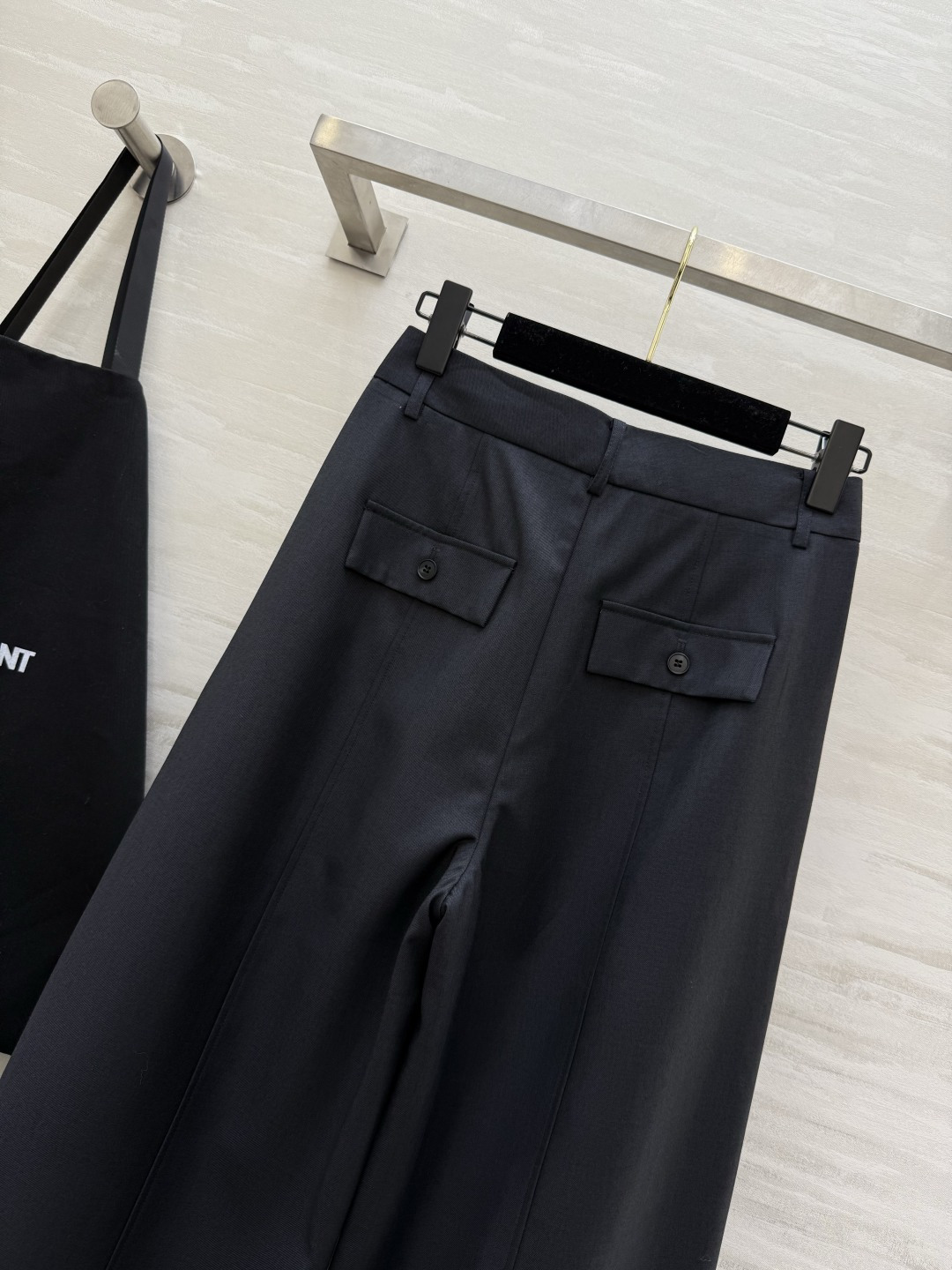 #ysl²⁶春夏新款 西装阔腿弯刀裤 超级无敌裤型 高级显瘦 高品质定制 现货首发size：26/27/