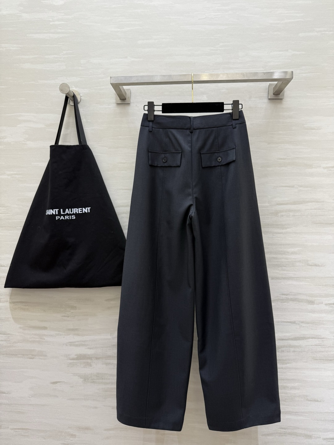 #ysl²⁶春夏新款 西装阔腿弯刀裤 超级无敌裤型 高级显瘦 高品质定制 现货首发size：26/27/