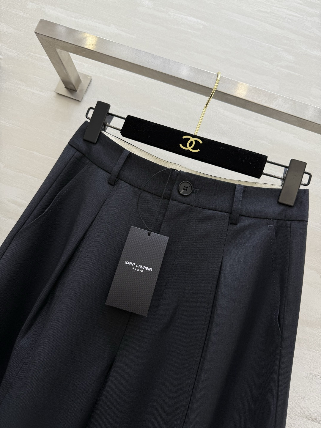 #ysl²⁶春夏新款 西装阔腿弯刀裤 超级无敌裤型 高级显瘦 高品质定制 现货首发size：26/27/