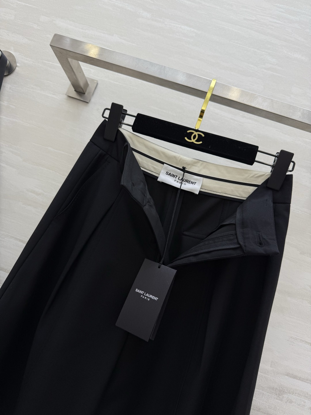 #ysl²⁶春夏新款 西装阔腿弯刀裤 超级无敌裤型 高级显瘦 高品质定制 现货首发size：26/27/