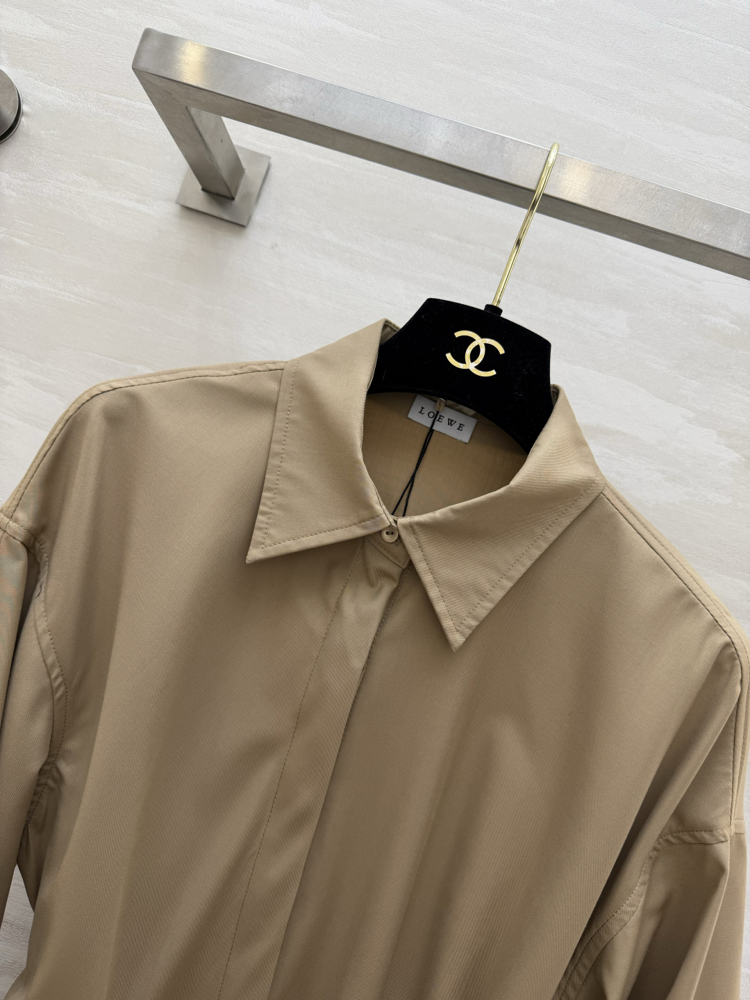 #Loew♡²⁶春夏新款 绑带收腰衬衣 绑带设计收腰显瘦 袖口金属圆扣精致高级 灯笼袖设计感十足 高品质