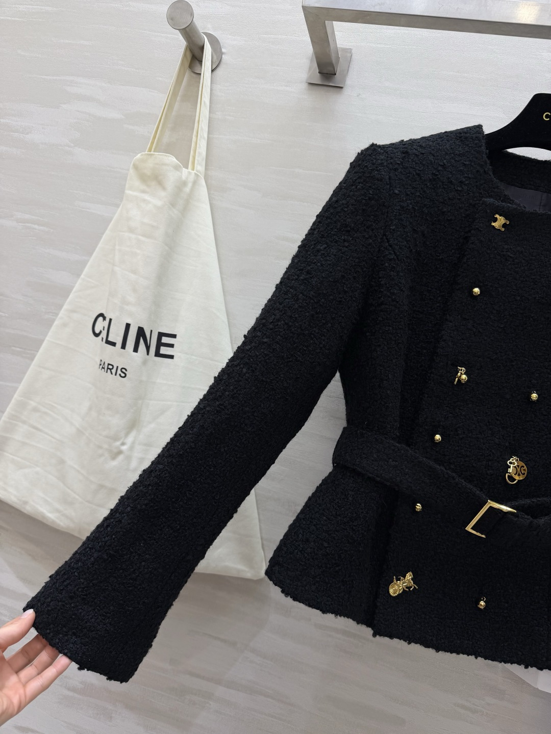 #CELIN♡ 刘诗诗同款 凯旋门系列 羊绒夹克外套黑色山羊绒混纺柔软又舒适 开模金色凯旋门Logo纽扣