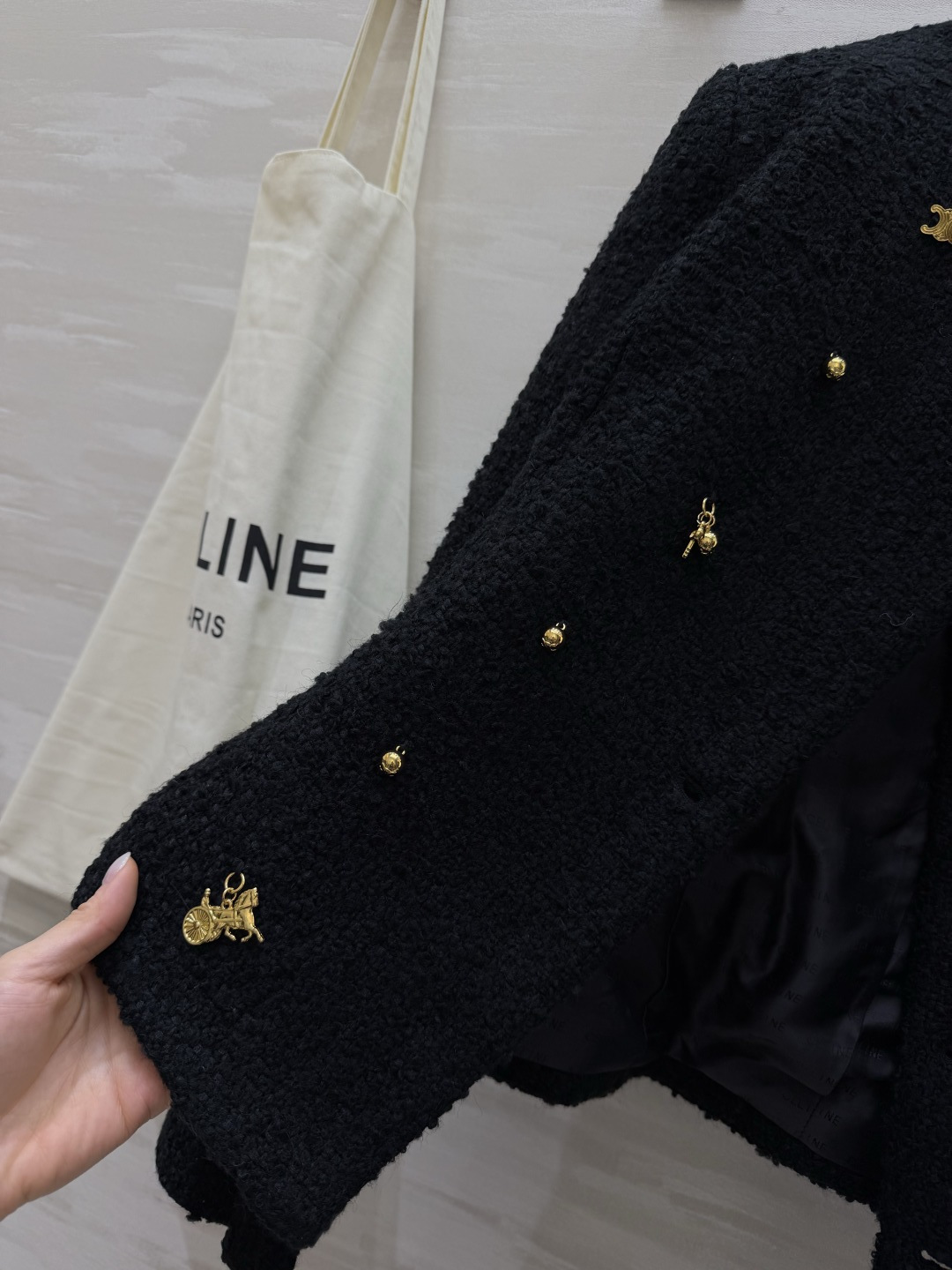#CELIN♡ 刘诗诗同款 凯旋门系列 羊绒夹克外套黑色山羊绒混纺柔软又舒适 开模金色凯旋门Logo纽扣