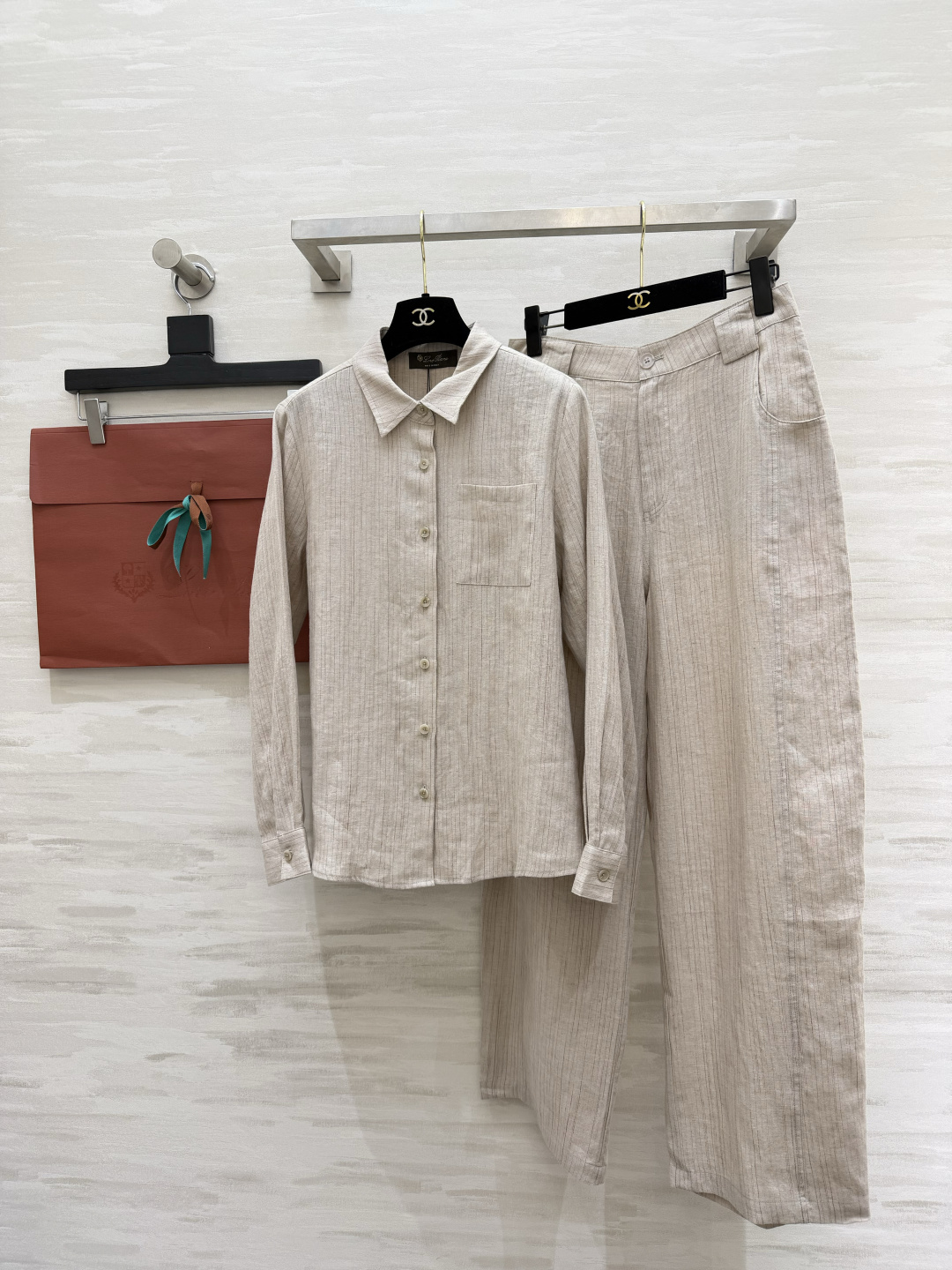 #Loro Pian♡²⁶气质天花板亚麻条纹两件套🤍原生麻感色调 温柔又显白！透气亚麻材质舒适亲肤不闷热