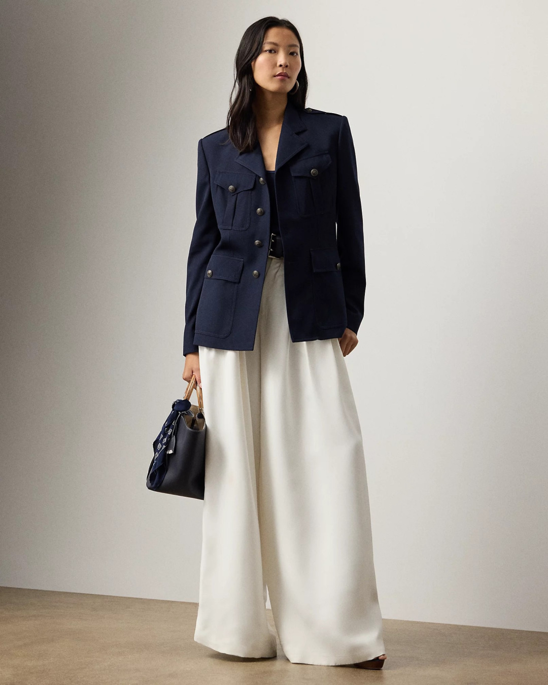 NO:804925,,,19860909,,,Women's clothing