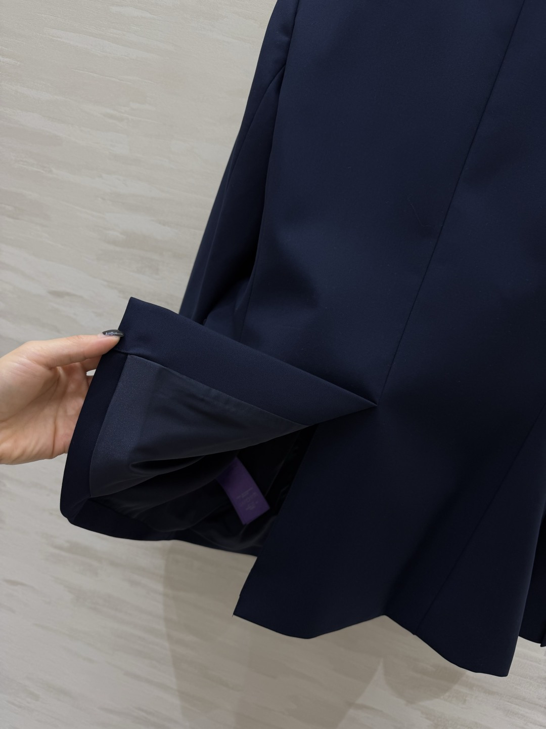 #Ralph Laure♡²⁶紫标系列 藏青复古猎装外套 永远被经典藏青色的沉稳高级拿捏住 利落干练西装