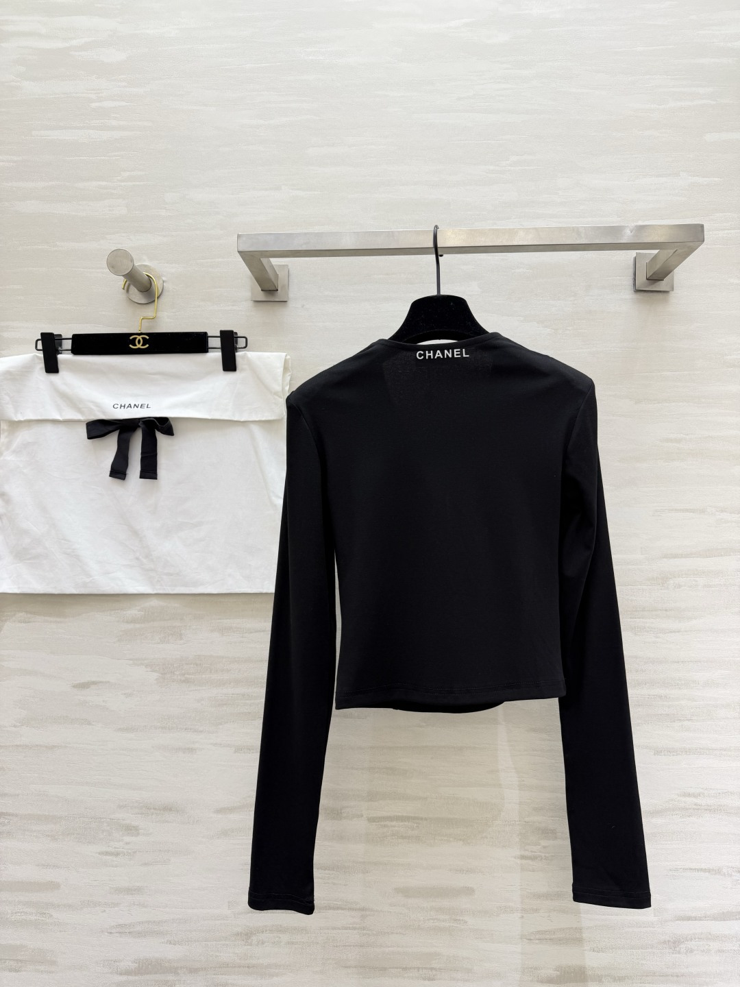 #Chane♡²⁶爆款 拉毛v领长袖上衣 高品质定制 现货首发size：S/M/L（）