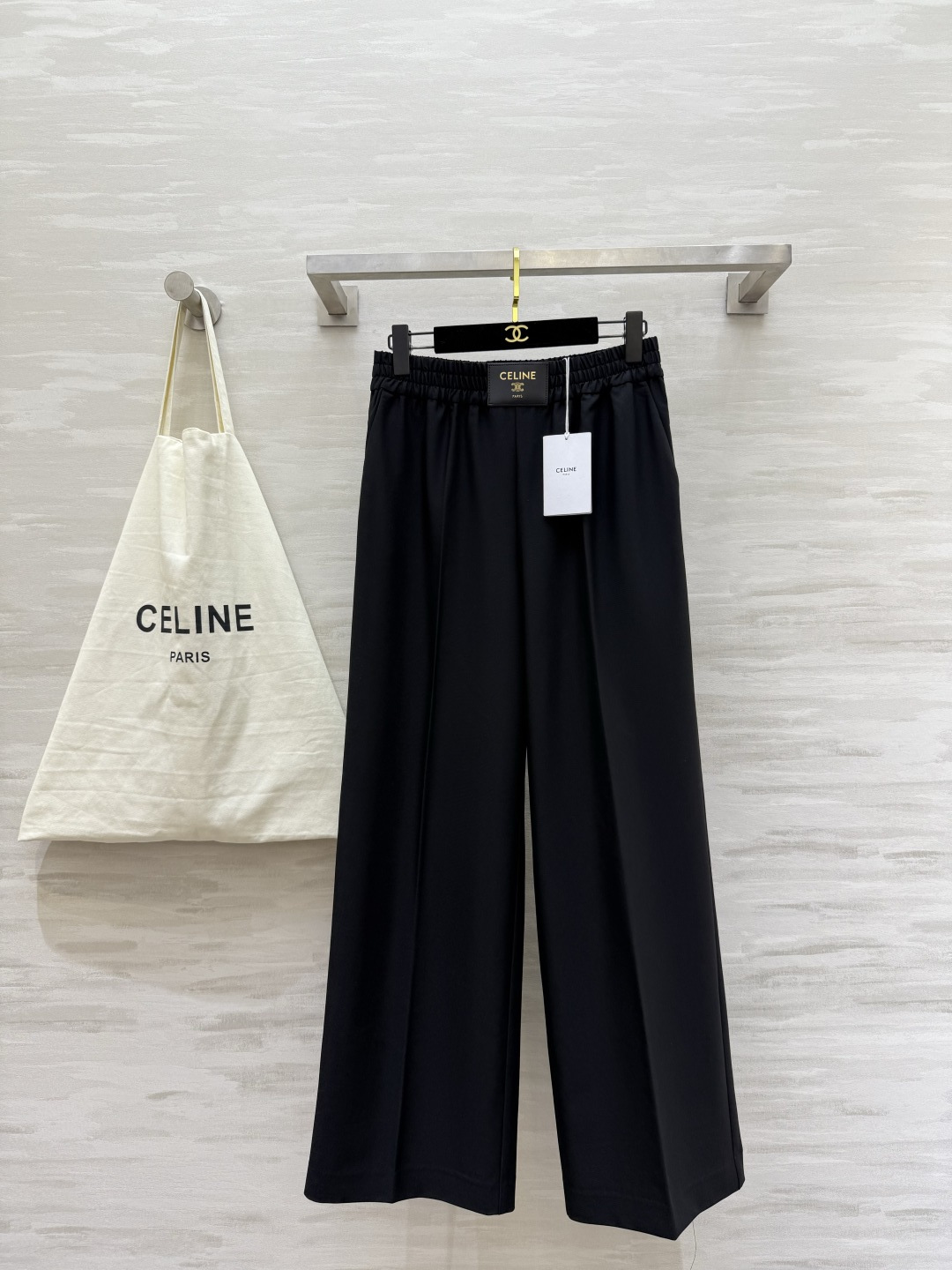 CELIN♡²⁶神裤家族新成员 皮牌直筒裤 显瘦显腿长神器 立体剪裁直筒阔腿裤型 定制进口面料亲肤舒适 