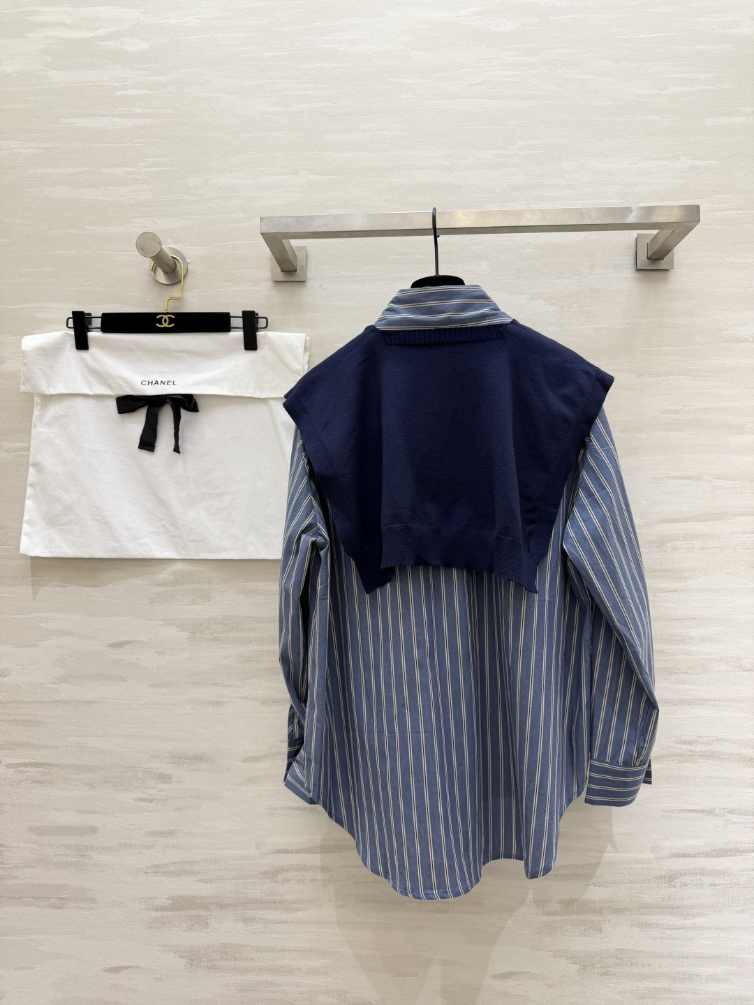 #Chane♡²⁵新款 oversize蓝条纹衬衫+针织小披肩 慵懒又有层次感 高品质定制 现货首发si