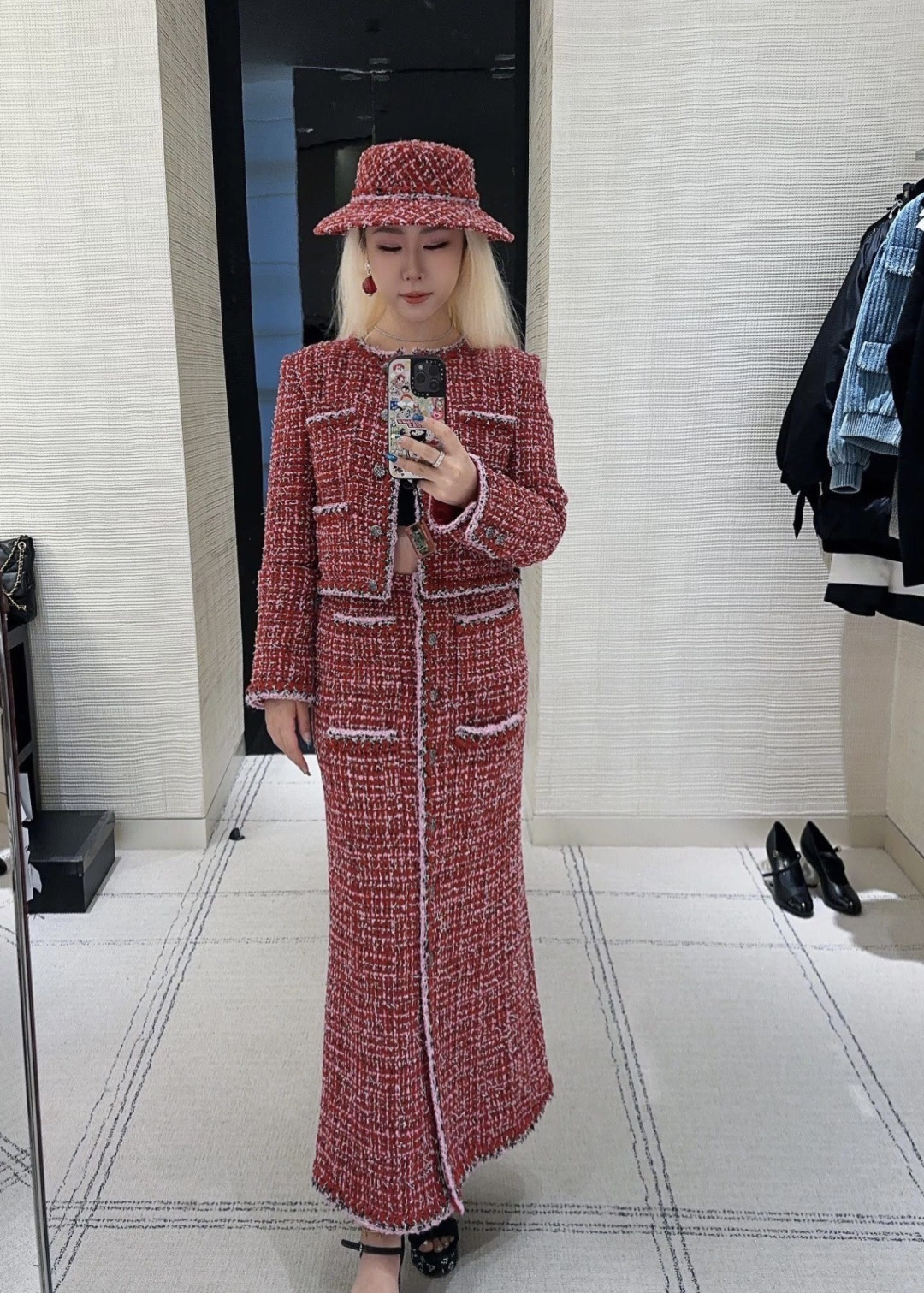 NO:805859,,,19860909,,,Women's clothing