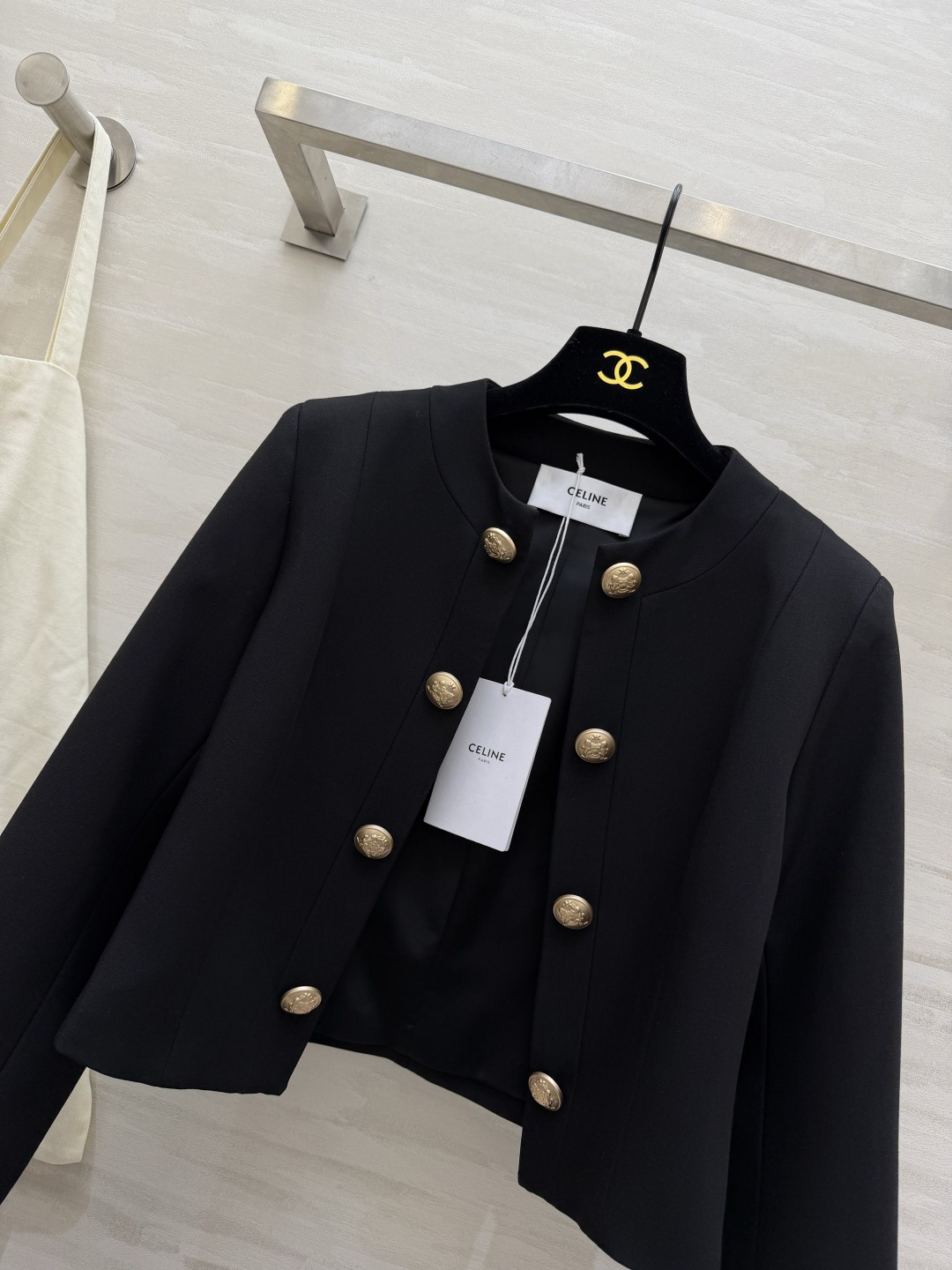 #Celin♡²⁶新款 双排金扣外套 高品质定制 现货首发size：S/M/L/XL（s码肩宽：38，胸