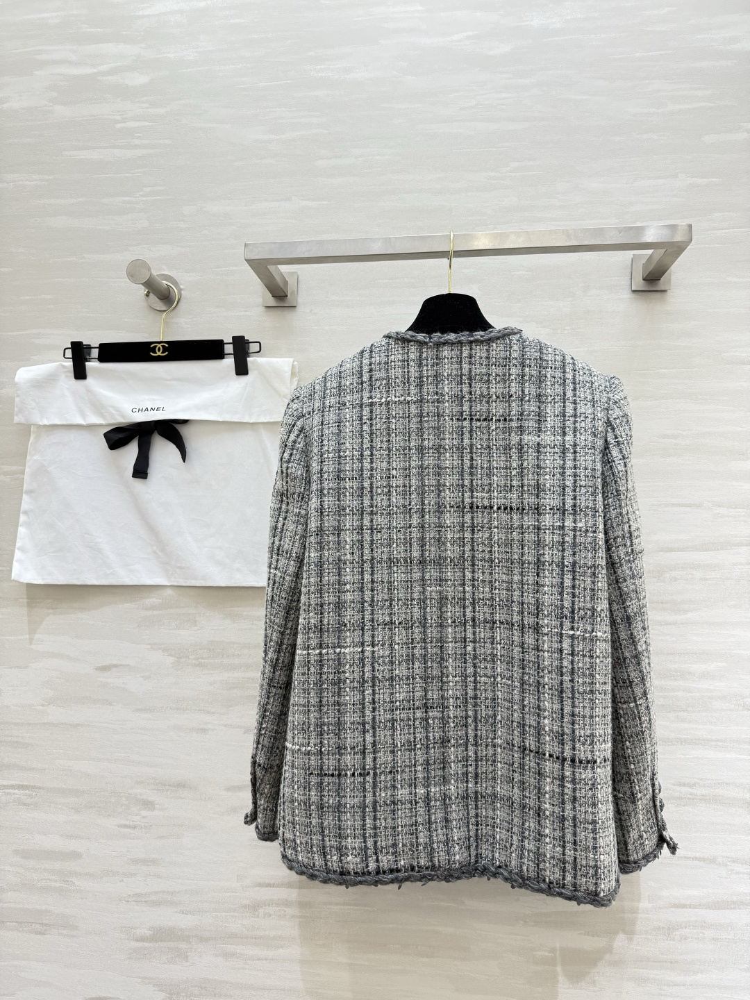 #Chane♡²⁶新款 人间富贵花🌷粗花呢外套 高品质定制 现货首发size：S/M/L（s码肩宽：40