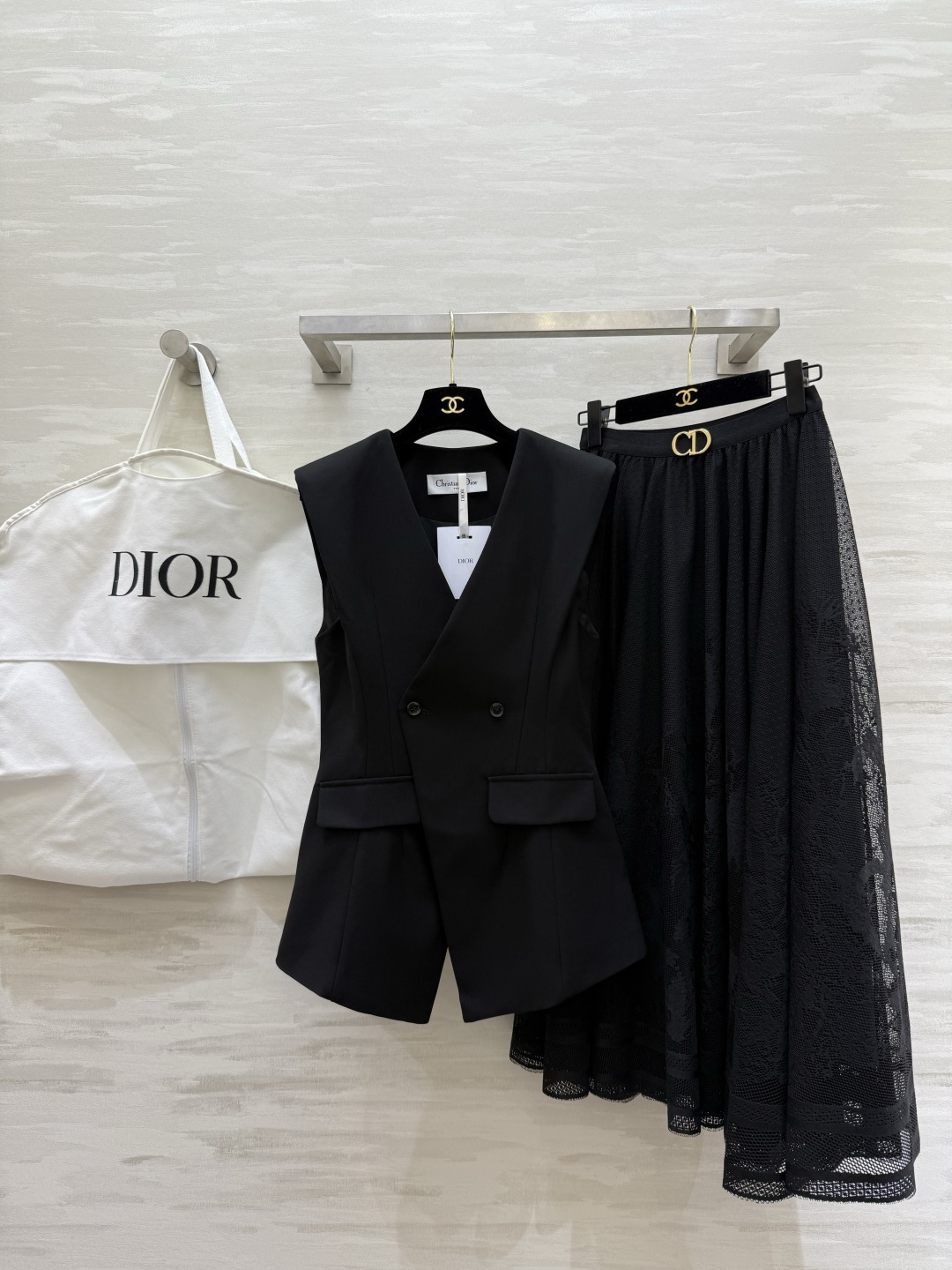 #DIO♡²⁶新款 马甲套装裙 优雅高级 高品质定制 现货首发size：S/M/L/XL（s码胸围：86