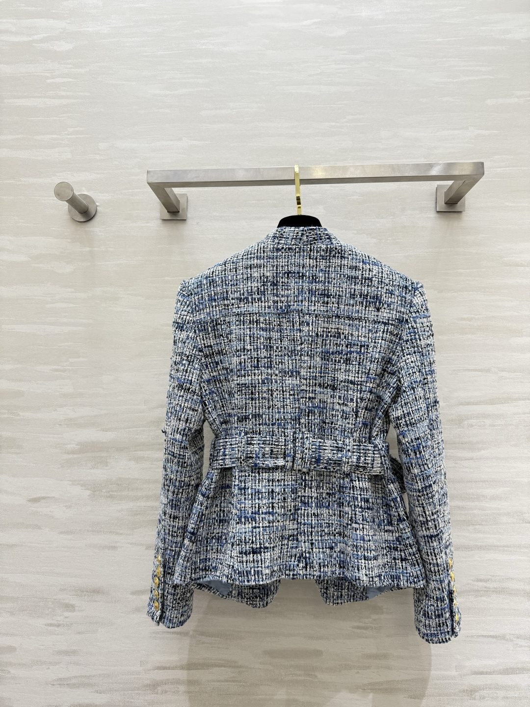 #BALMAI♡²⁶新款 蓝白花呢外套 经典粗花呢 蓝白编织纹理超有质感 金色纽扣+腰带细节法式优雅与现