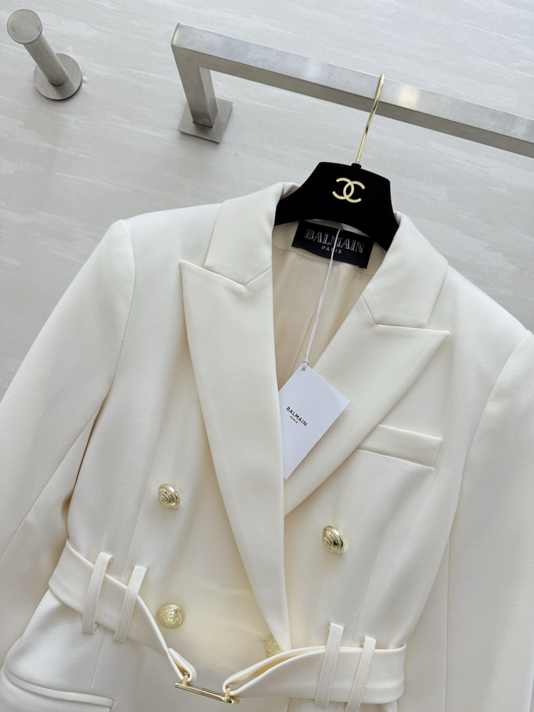 #Balmai♡²⁶新款 双排扣西装式连衣裙 经典西装剪裁 金属“B〞字母扣 品牌辨识度超高 高品质面料