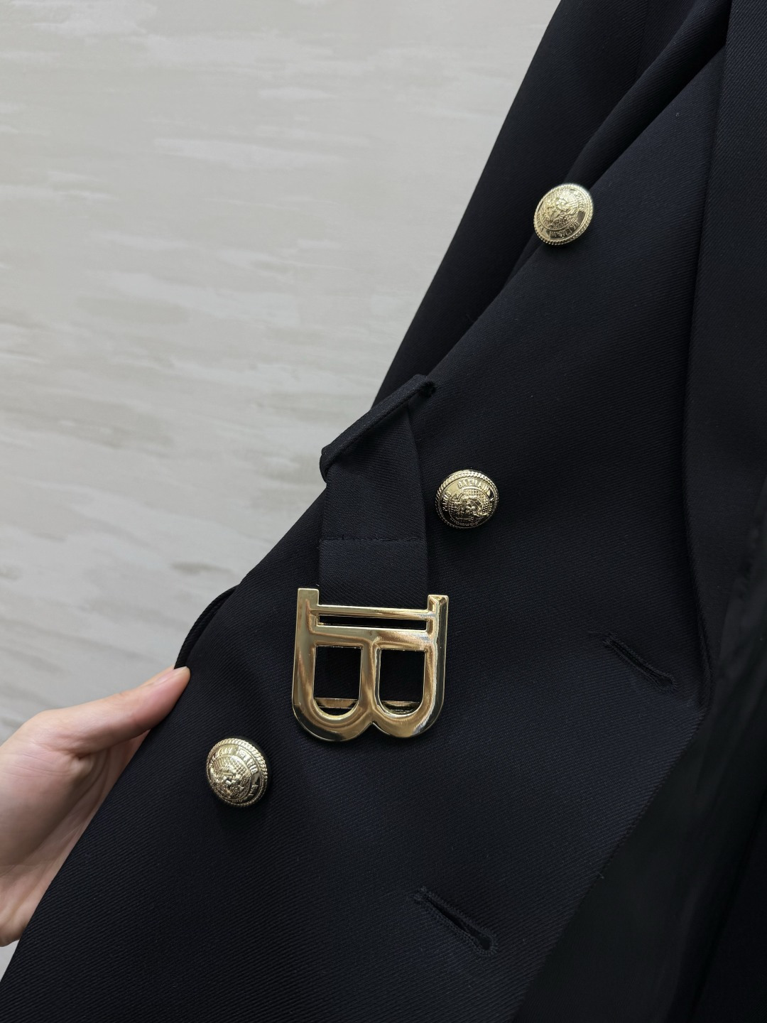 #Balmai♡²⁶新款 双排扣西装式连衣裙 经典西装剪裁 金属“B〞字母扣 品牌辨识度超高 高品质面料