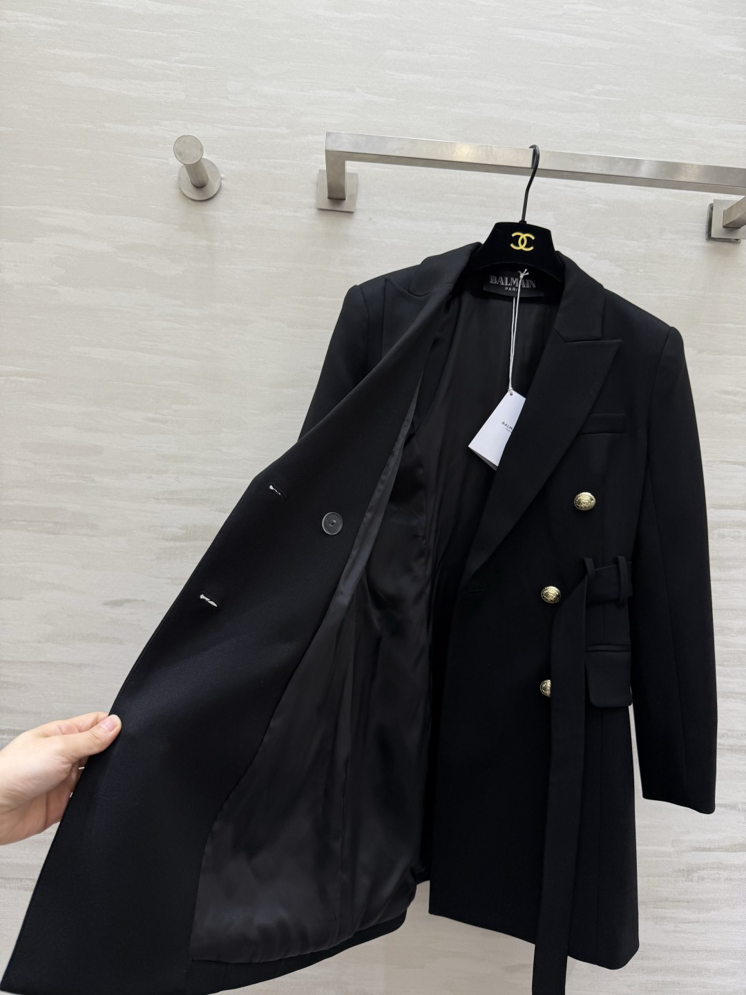 #Balmai♡²⁶新款 双排扣西装式连衣裙 经典西装剪裁 金属“B〞字母扣 品牌辨识度超高 高品质面料