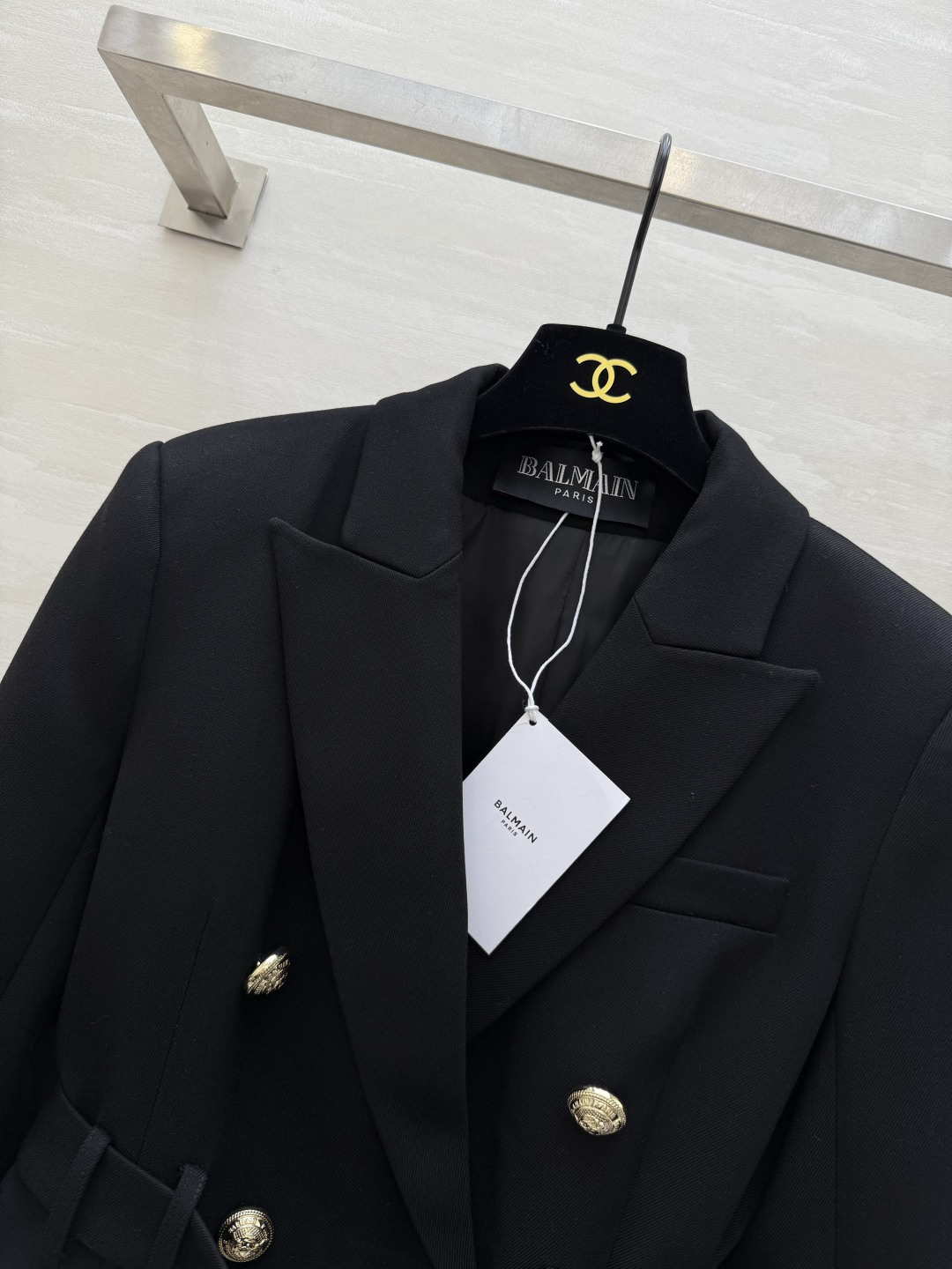 #Balmai♡²⁶新款 双排扣西装式连衣裙 经典西装剪裁 金属“B〞字母扣 品牌辨识度超高 高品质面料