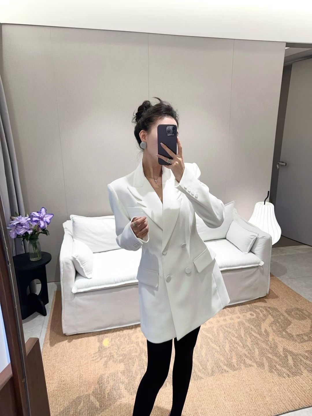 NO:805822,,,19860909,,,Women's clothing