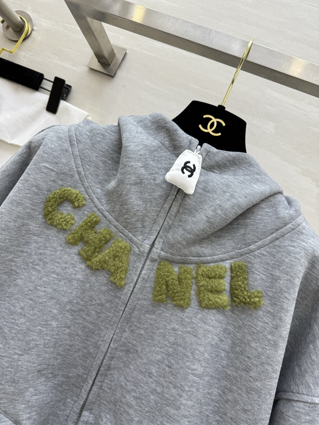 #Chane♡新款 中古系列 连帽卫衣外套 高品质定制 现货首发size：36/38/40（）