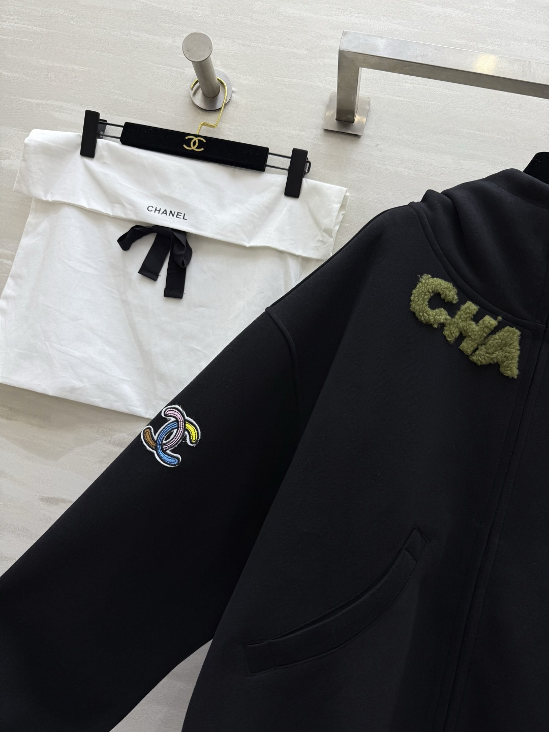 #Chane♡新款 中古系列 连帽卫衣外套 高品质定制 现货首发size：36/38/40（）