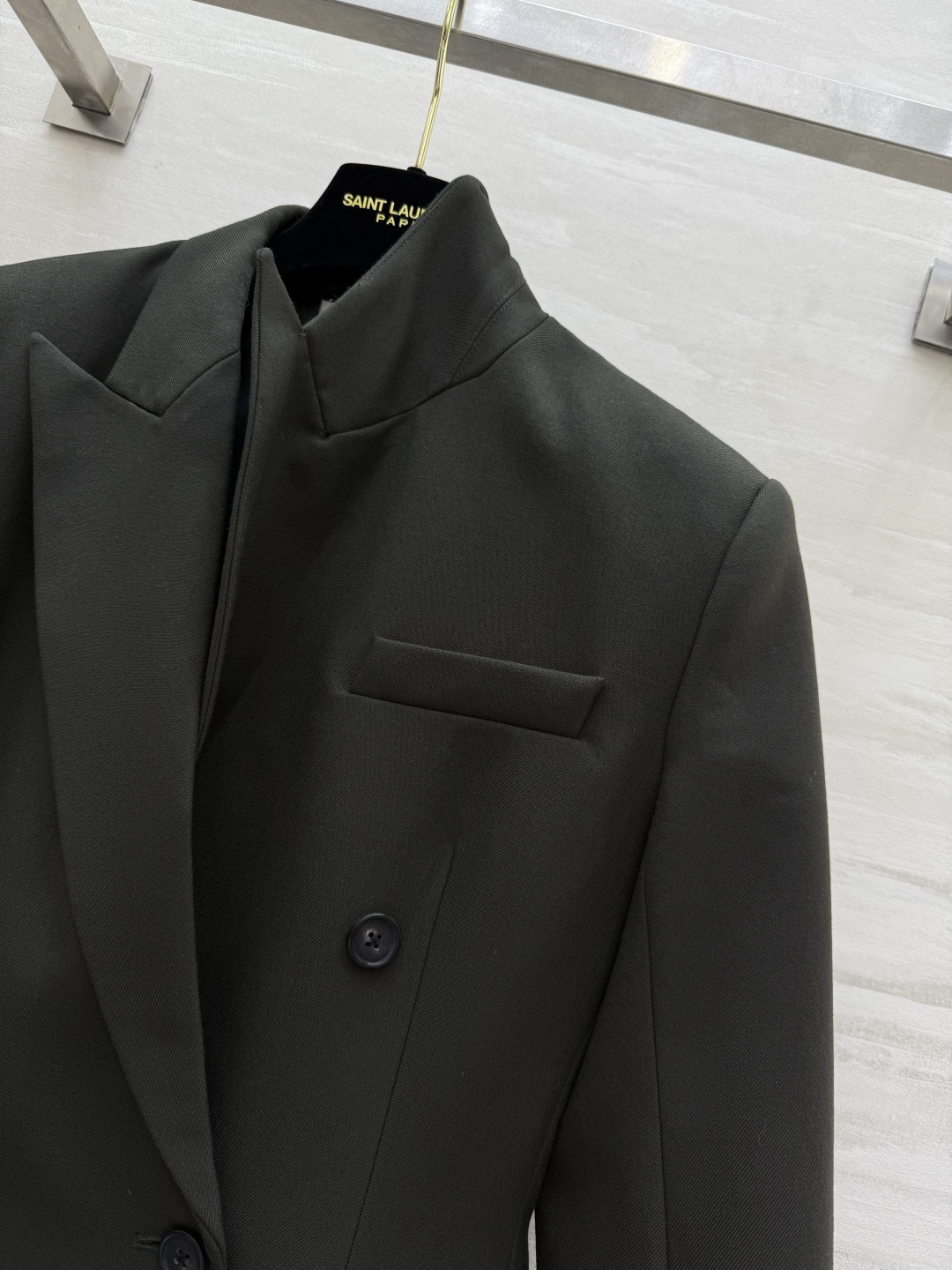 #ysl新款 本季最佳财阀千金单品 娜扎同款羊毛华达呢西装 独家开发定制 羊毛面料质感挺阔有型 大女主高