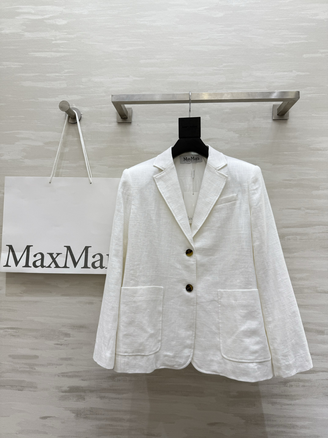 #Maxmar♡新款 极简主义亚麻西装外套 极简主义 宽肩H版型 高定密度亚麻面料挺阔有型 慵懒随性的高