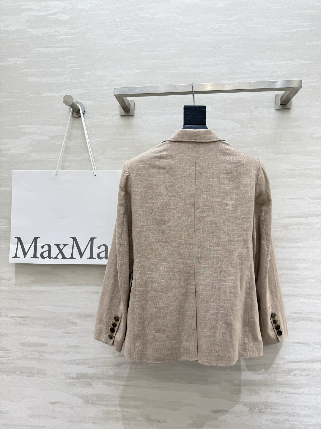 #Maxmar♡新款 极简主义亚麻西装外套 极简主义 宽肩H版型 高定密度亚麻面料挺阔有型 慵懒随性的高