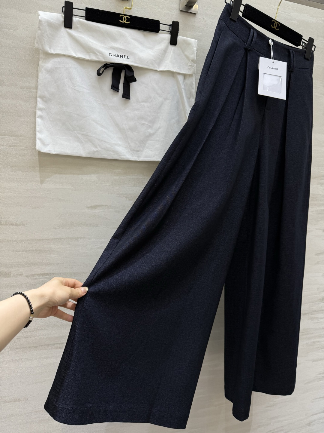 #Chane♡无敌爆品 万年长青款 直筒大摆长裤 裤型非常正 超级时髦高级显瘦 客户🔟拿🔟补 超级百搭单