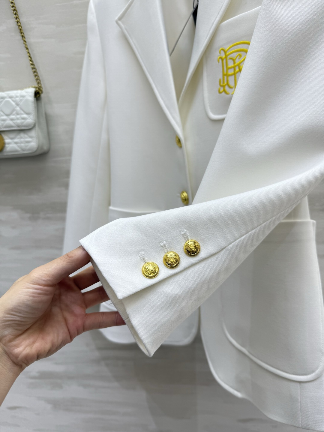 #POLO拉夫劳伦经典款 西装外套 太爱了！可以封神的西装！又飒又美！人手必备！版型太绝了！修身显腰身的