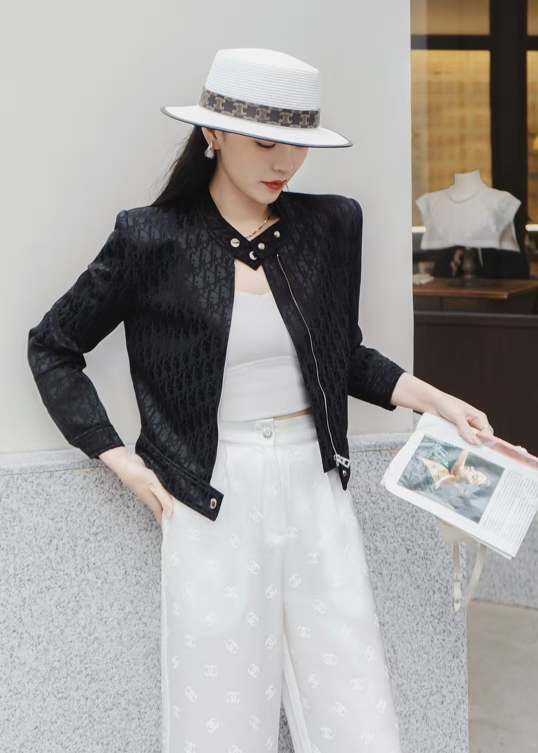 NO:805763,,,19860909,,,Women's clothing