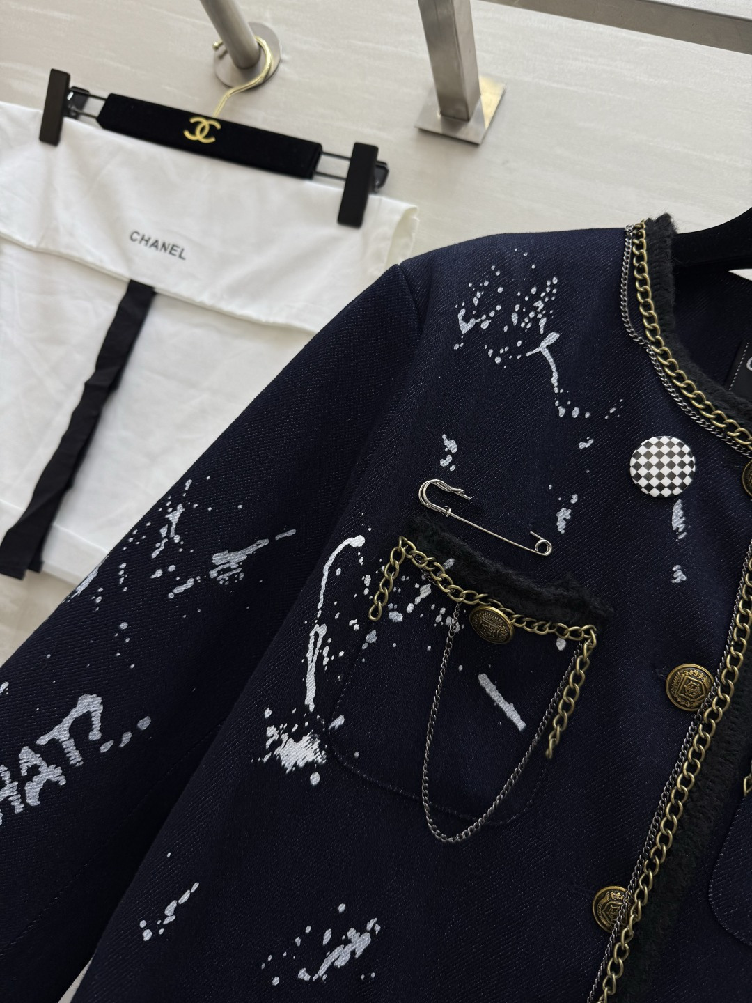 🖲️ 𝑱𝒆𝒏𝒏𝒊𝒆/CHANE♡🖲️妮妮外套太美了Jennie金智妮同款都在穿的手绘小香风外套秀场高定手