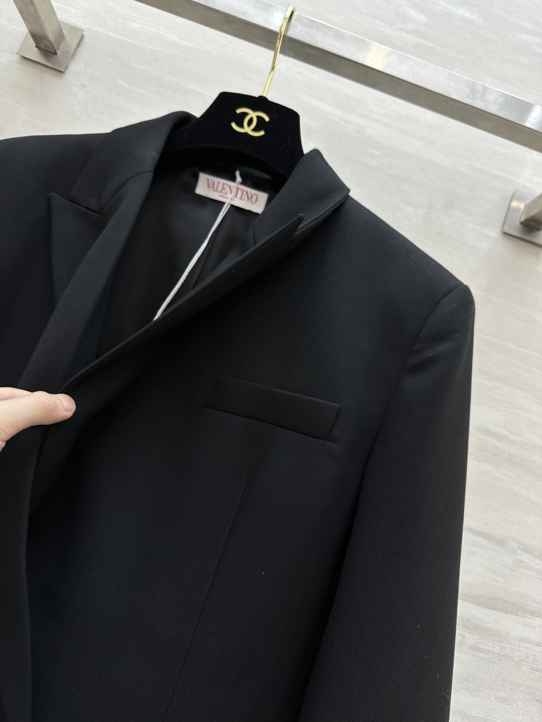 #Valentin♡新款 纯手工立体花朵 羊毛西装外套 重工手工立体玫瑰花袖 设计又甜又酷 重工艺定制黑