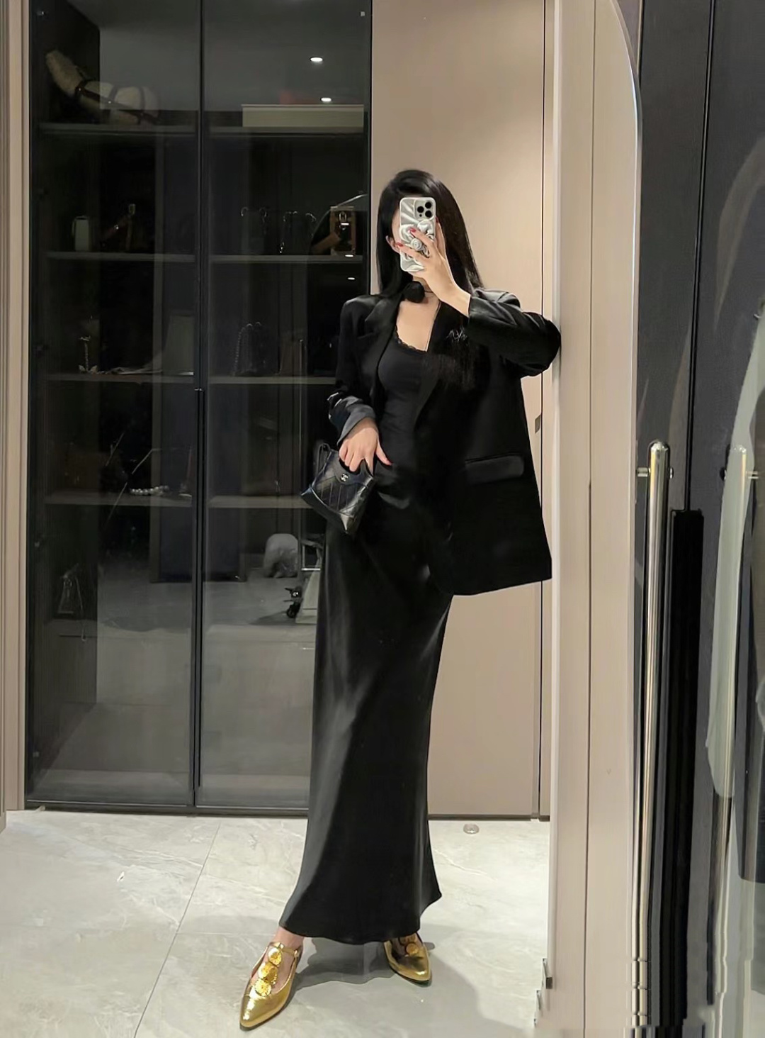 强烈推荐 超级(๑>◡<๑)爆炸款 Saint Lauren♡²⁶新品 走路带风 自带坠感 醋酸长款半裙