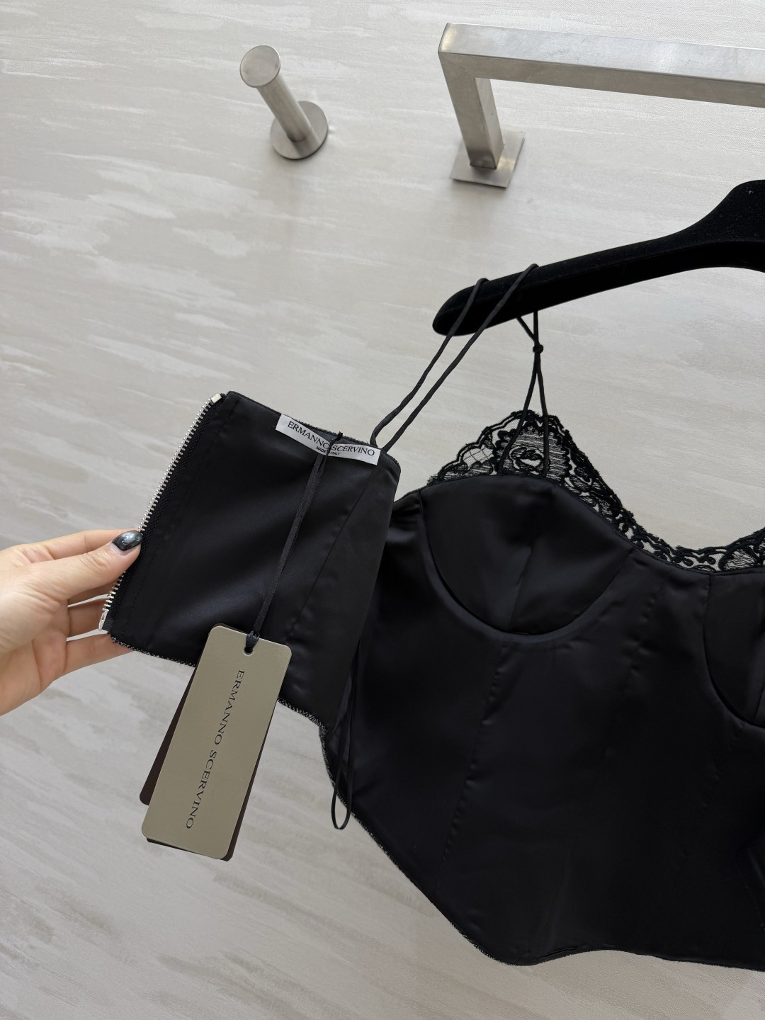 ERMANNO SCERVIN♡²⁶高级又撩人 蕾丝鱼骨吊带 谁穿谁知道有多绝💋人字纹杂色粗纺面料 自带