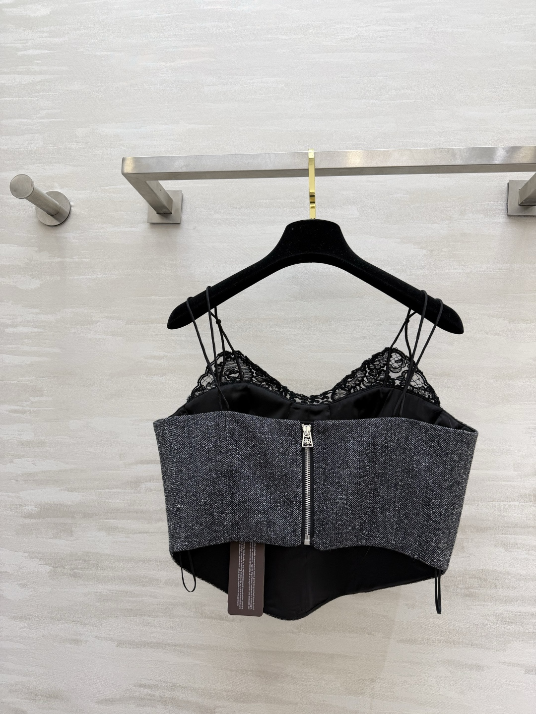 ERMANNO SCERVIN♡²⁶高级又撩人 蕾丝鱼骨吊带 谁穿谁知道有多绝💋人字纹杂色粗纺面料 自带