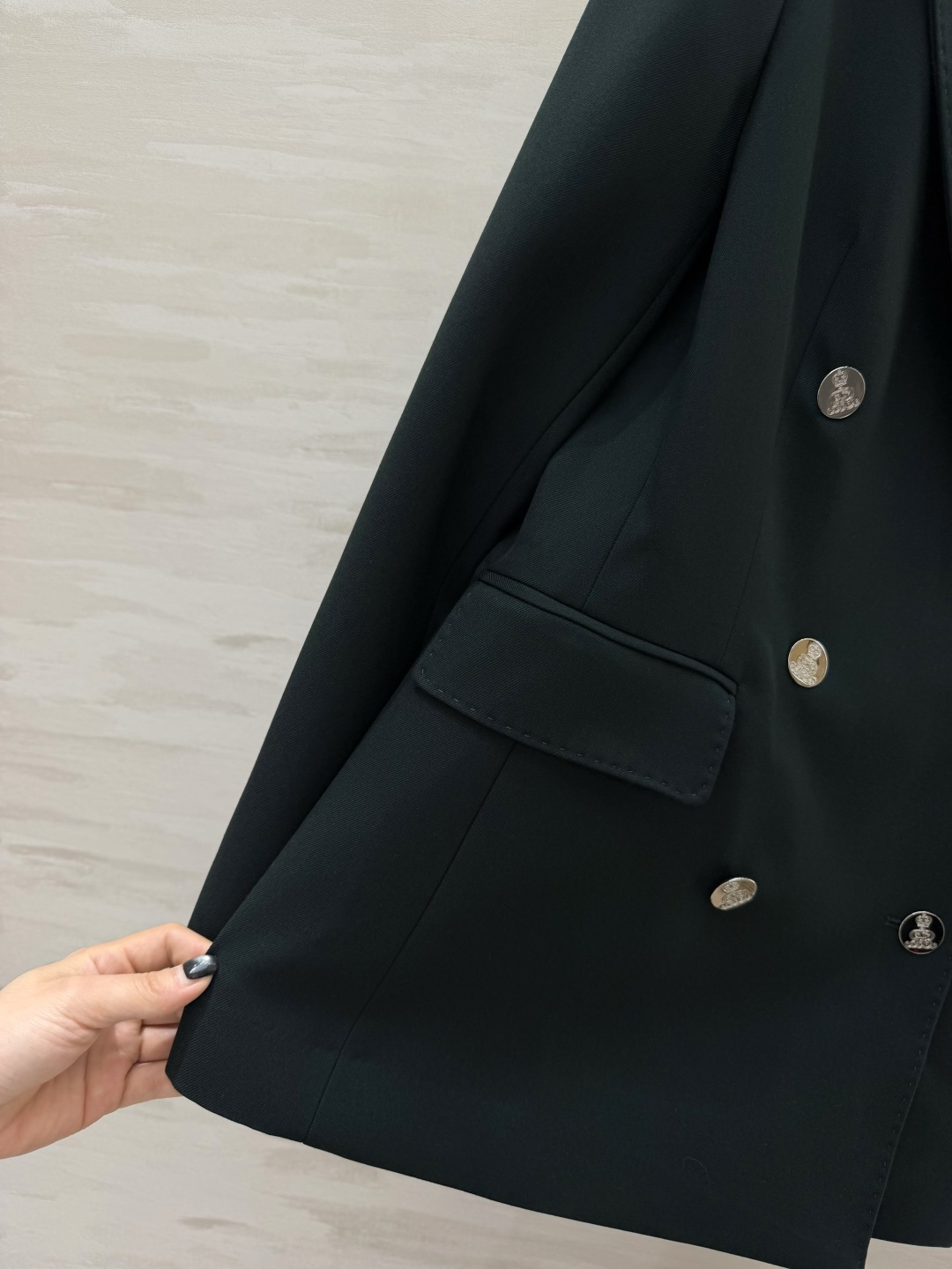 #Ralph Laure♡²⁶🖤气场全开 显瘦王者西装 经典深墨绿色调 低调又显贵 复古双排金扣设计 利