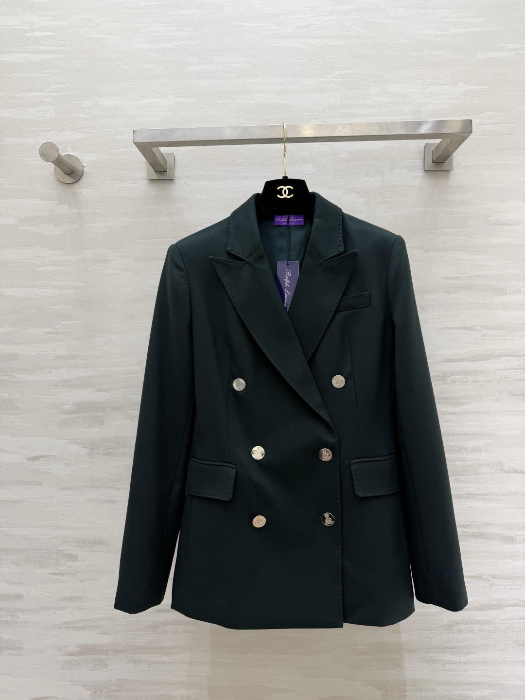 #Ralph Laure♡²⁶🖤气场全开 显瘦王者西装 经典深墨绿色调 低调又显贵 复古双排金扣设计 利