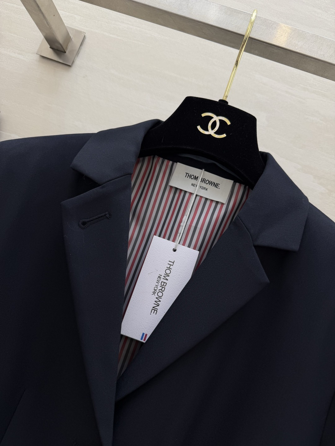 THOM BROWN♡²⁶💙经典TB学院风西装百褶裙 永远自带减龄贵气感的宝藏单品！利落西装翻领 精致金