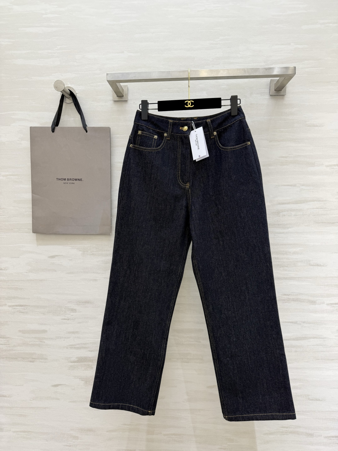 #Thom Brown♡²⁶🖤原色直筒神裤 原生深靛蓝牛仔色调 复古又高级 高腰黄金腰头设计 巧妙拉高腰